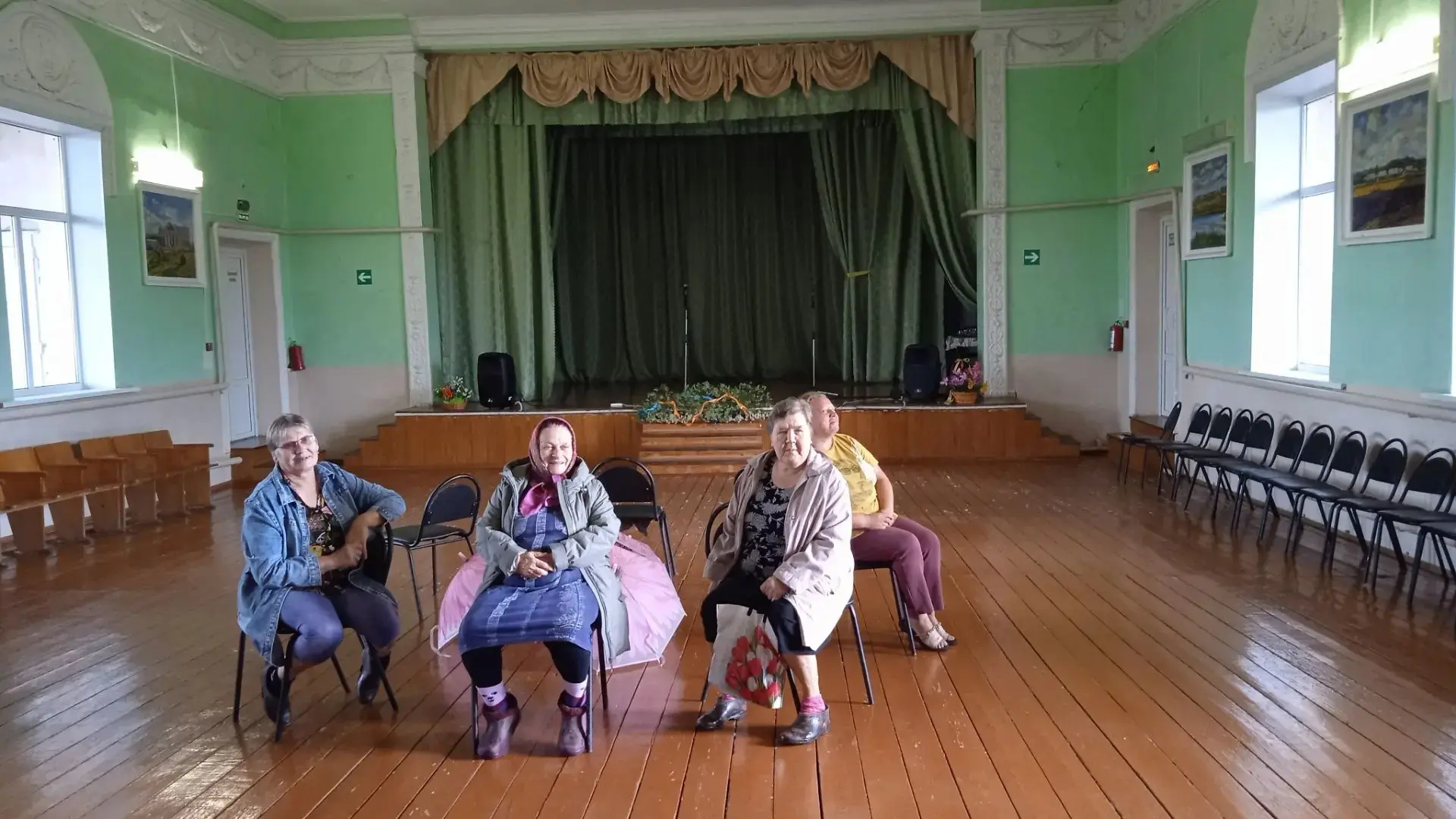 В минувшие выходные стены  Студеновского сельского клуба вновь наполнились музыкой молодости, искрен