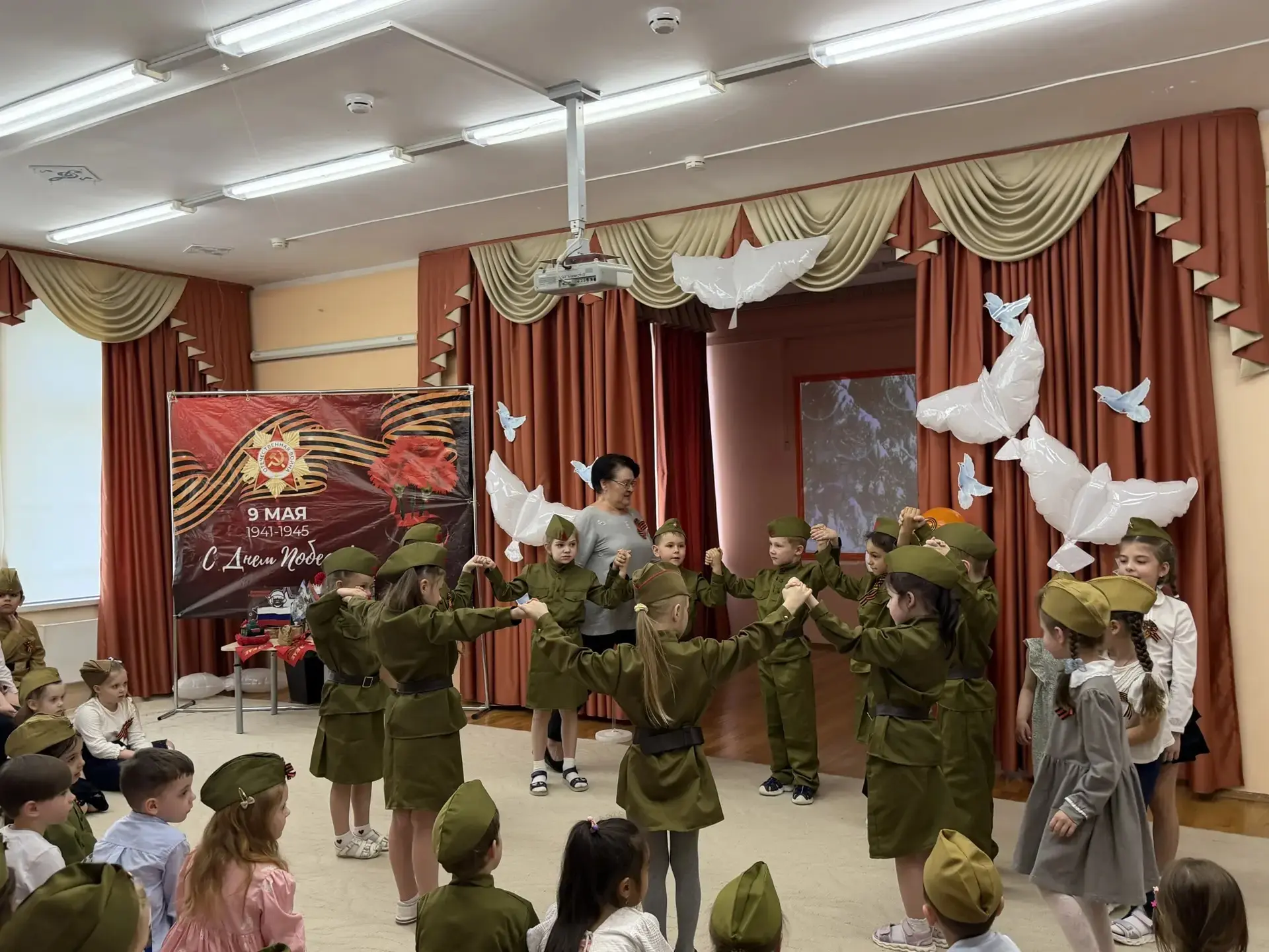 Память в сердцах самых маленьких: Патриотическая неделя в нашем саду  🎗С 5 по 8 мая в нашем детском 