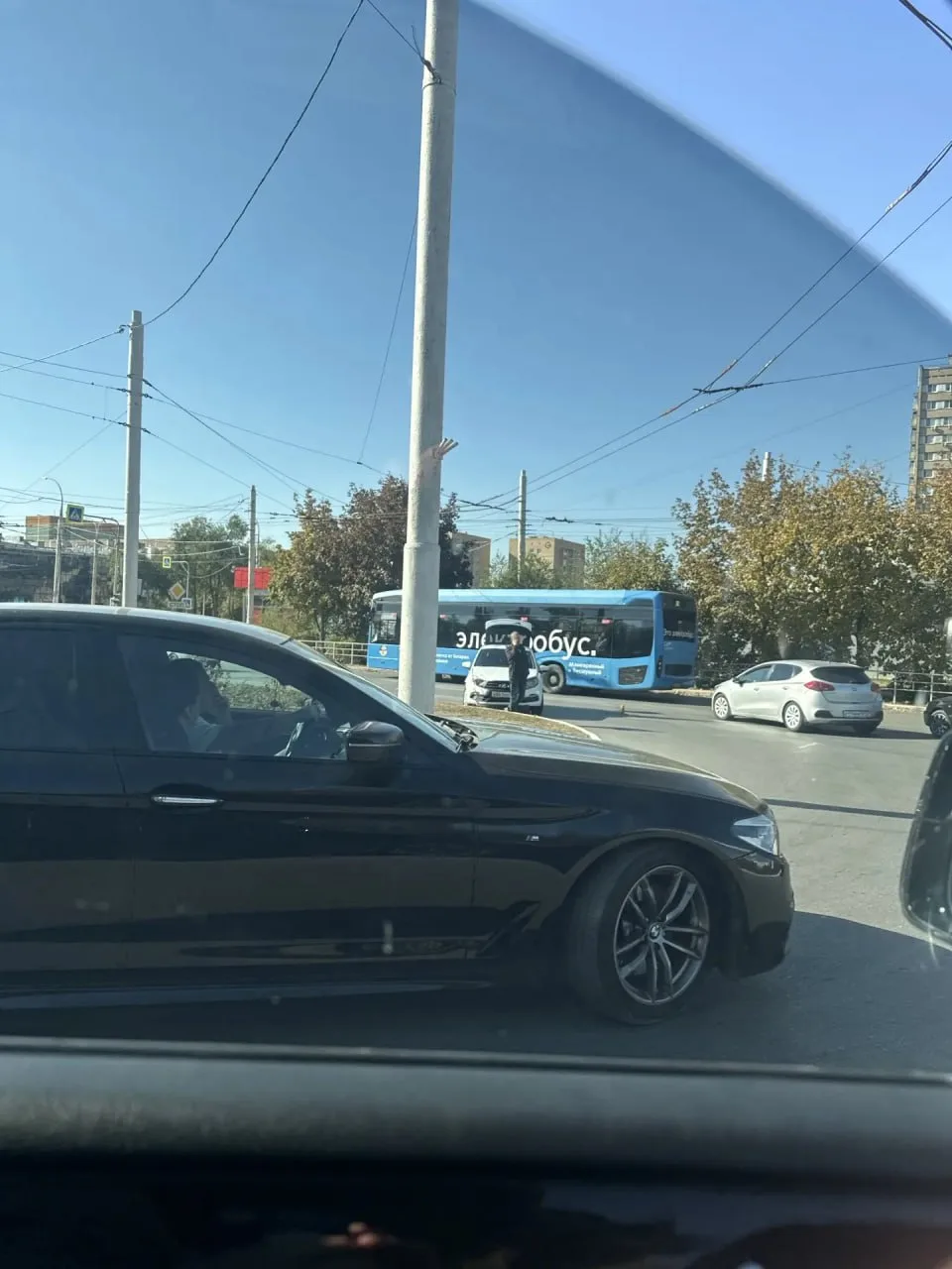 Движение ограничено из-за ДТП.