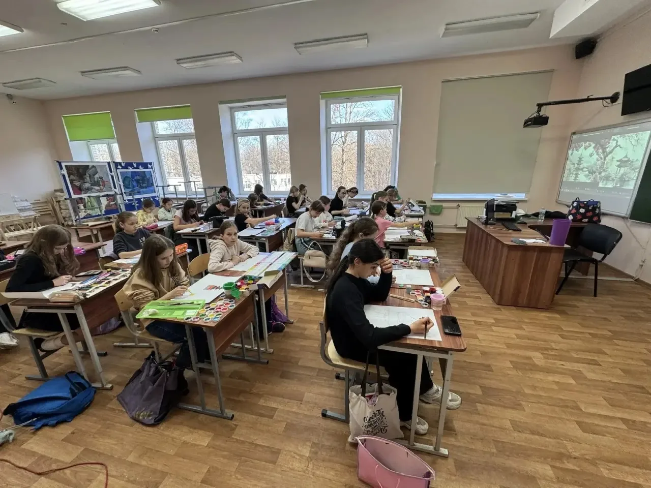 📚🎨 Весенние каникулы в Колтушской школе: отдыхаем с пользой и готовимся к экзаменам без стресса!  Ка