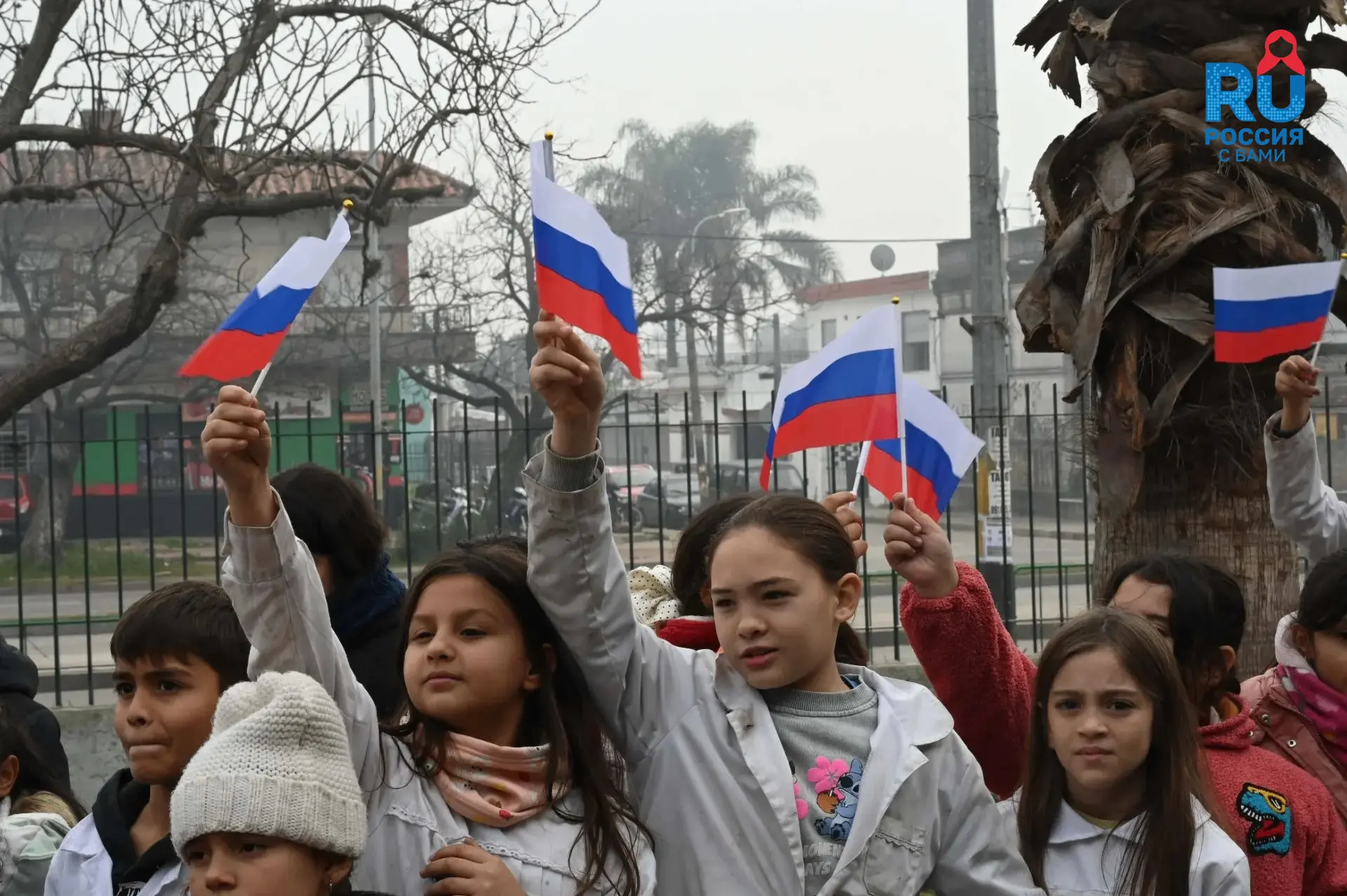 🎨 В Уругвае открылся самый большой мурал о России