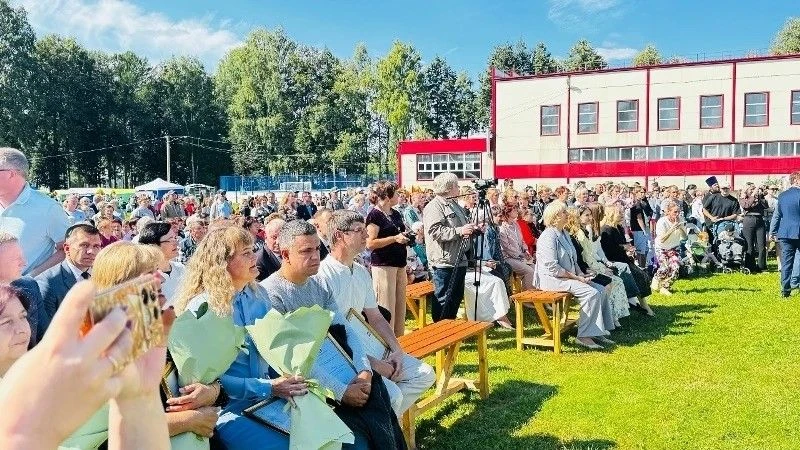 Благодарности Главы округа за отличное воспитание детей адресовали родителям выпускнико...