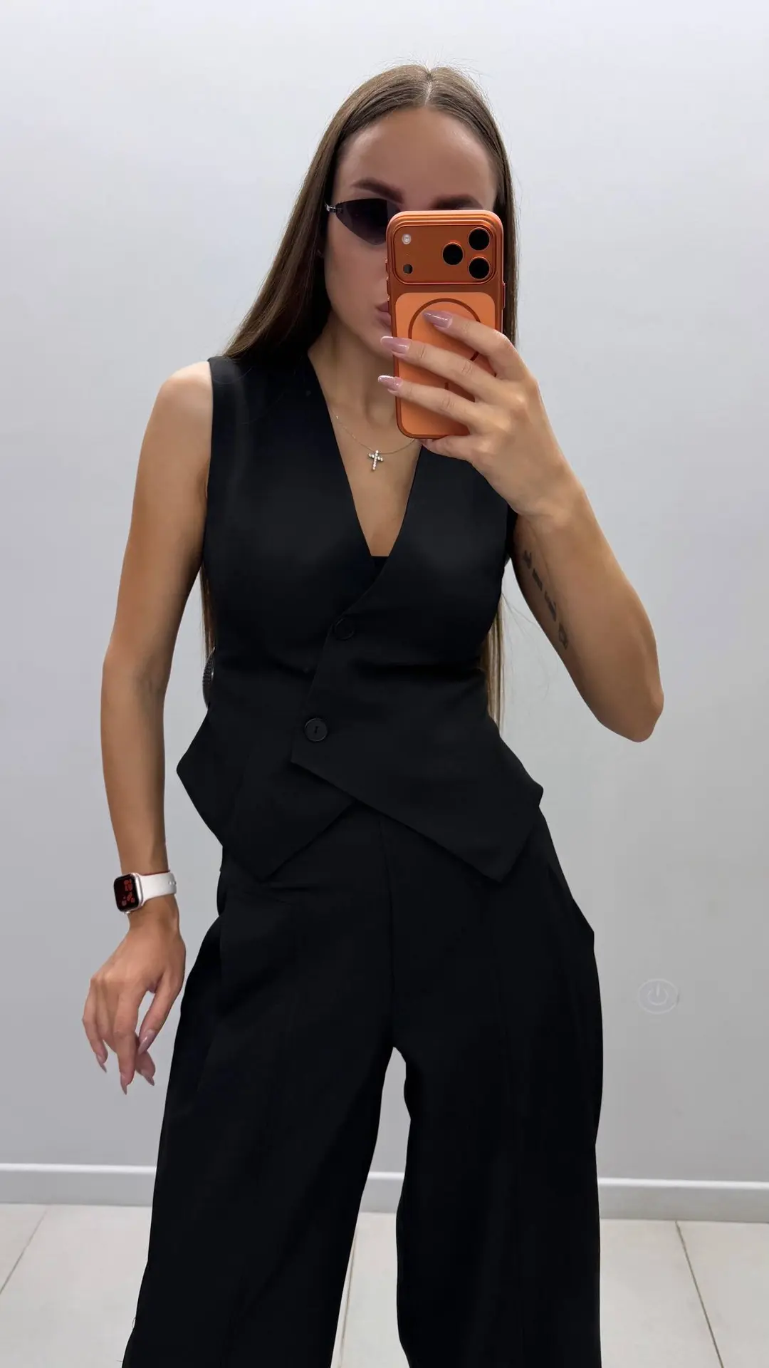 [костюм]
.-2499₽ | 42-46

[очки]
.-299₽ ❗️