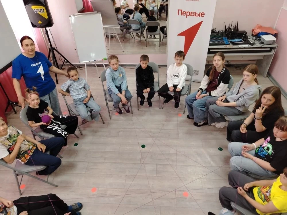 🧐20 июля 2026 года 
Дискуссионная беседа "Следуй за мечтой"
Активисты "Центр Движения первых" МБУ Д