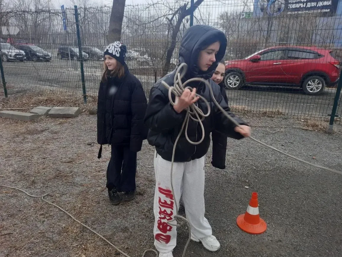 🧯20.03.2026 Уроки безопасности   ▫️МБОУ «СОШ №22 имени И.И.Гребенникова» с.Кневичи сегодня на волне 