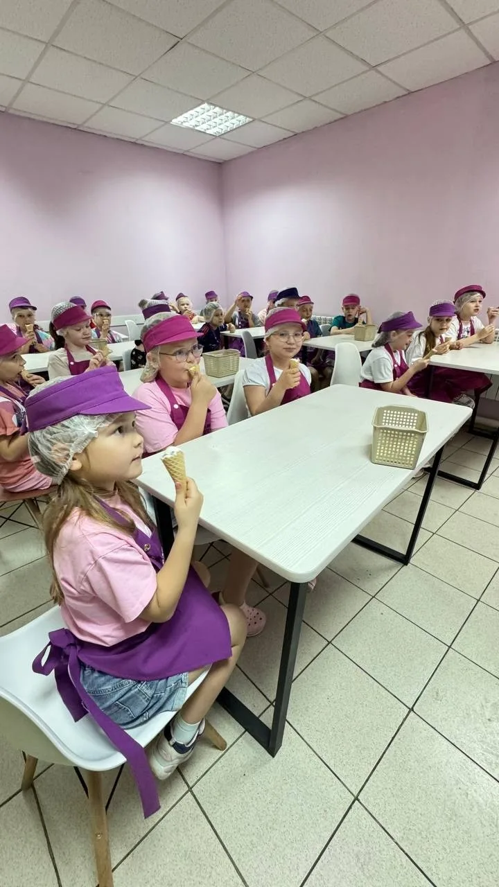 🍦 2 «Г» класс на сладком мастер-классе! 🍦  Перед каникулами ученики 2 «Г» класса (классный руководит