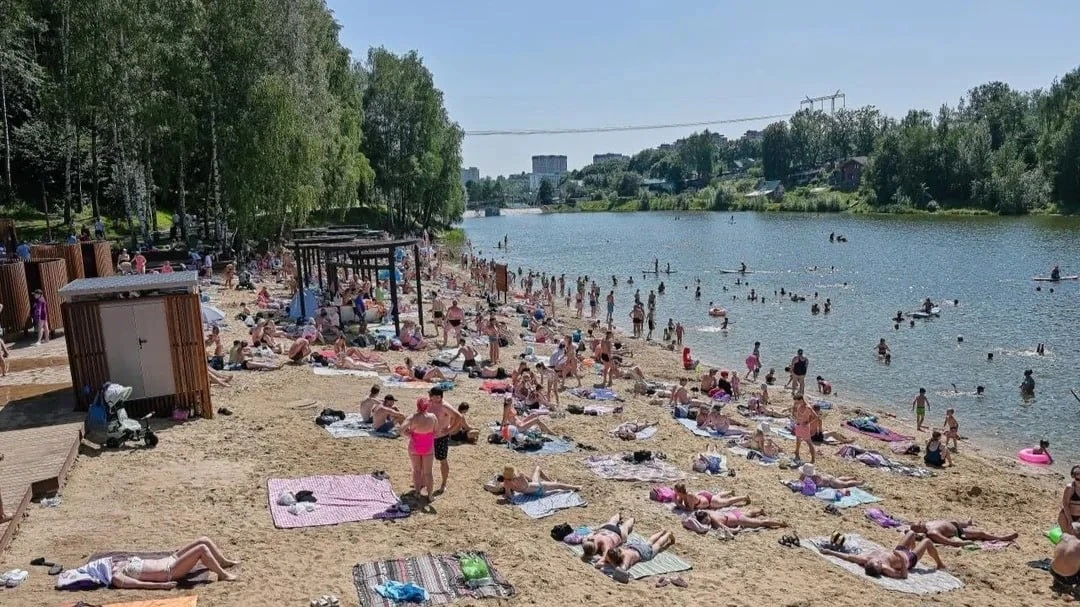 🏖 Пляжи Красногорска за прошлые выходные посетили более 2,5 тысяч человек.  🌇 Красногорск Live 💬 Пре