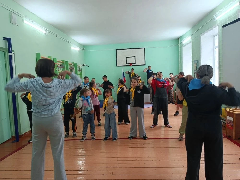 ☔️ 10-й день в «Лете чудес»: за окном дождь, а в душе — тепло и гордость за Россию 
 
Сегодня погода