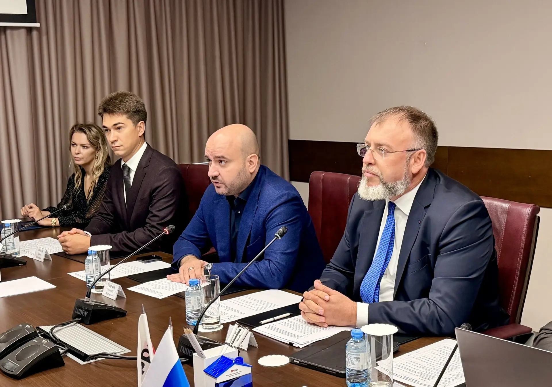 Принял участие в первом заседании экспертной группы по направлению «Промышленность»

Ее председатель