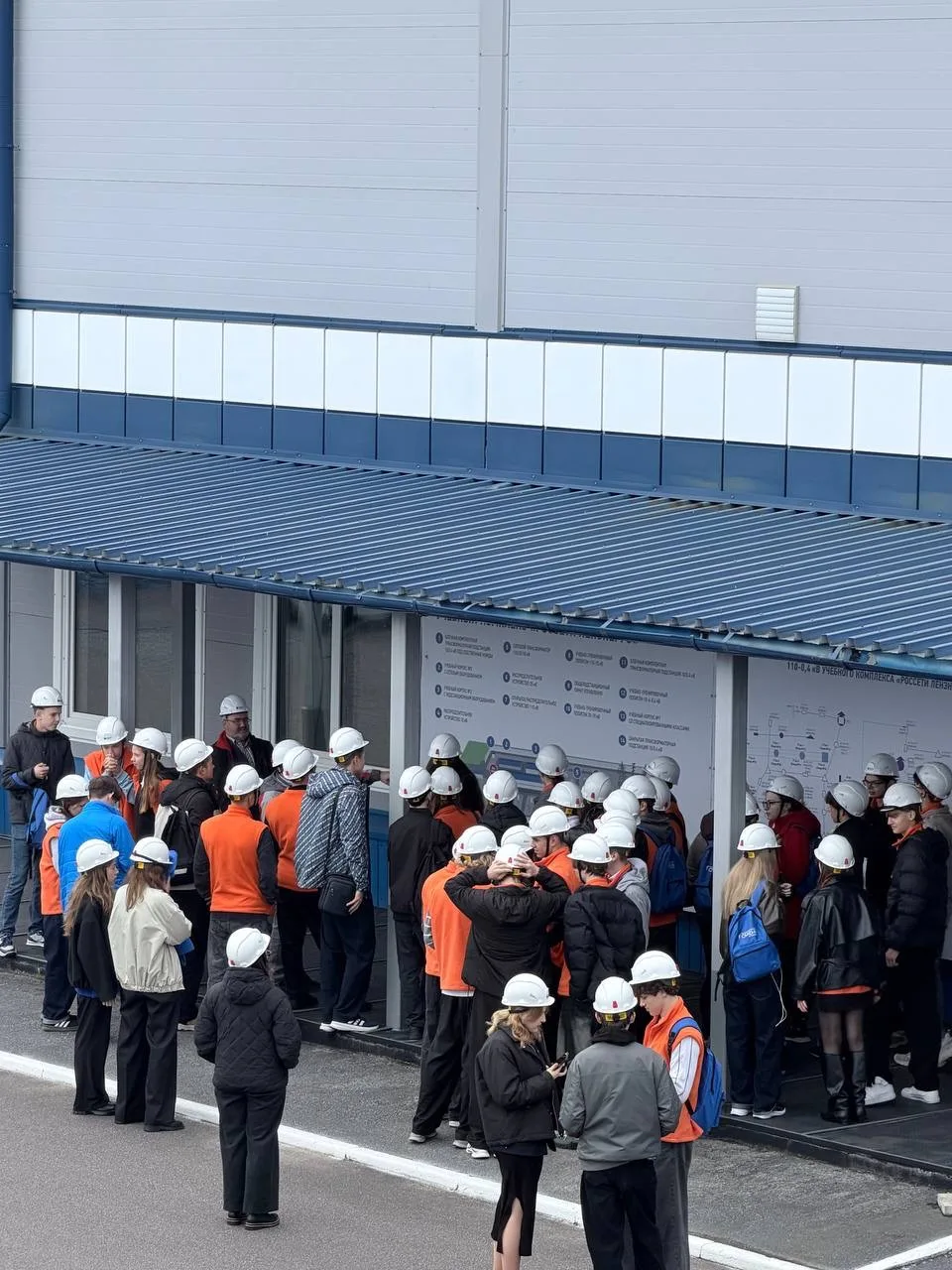⚡ Своими глазами: школьники из Белгородской и Курской областей побывали в Учебном компл...