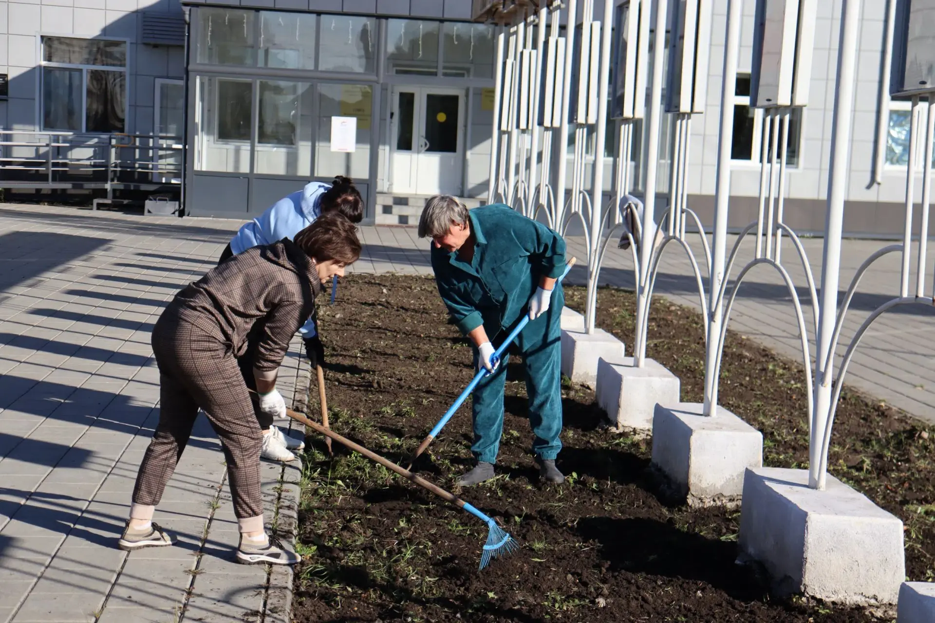 💫На бульваре Озерки проведён субботник.