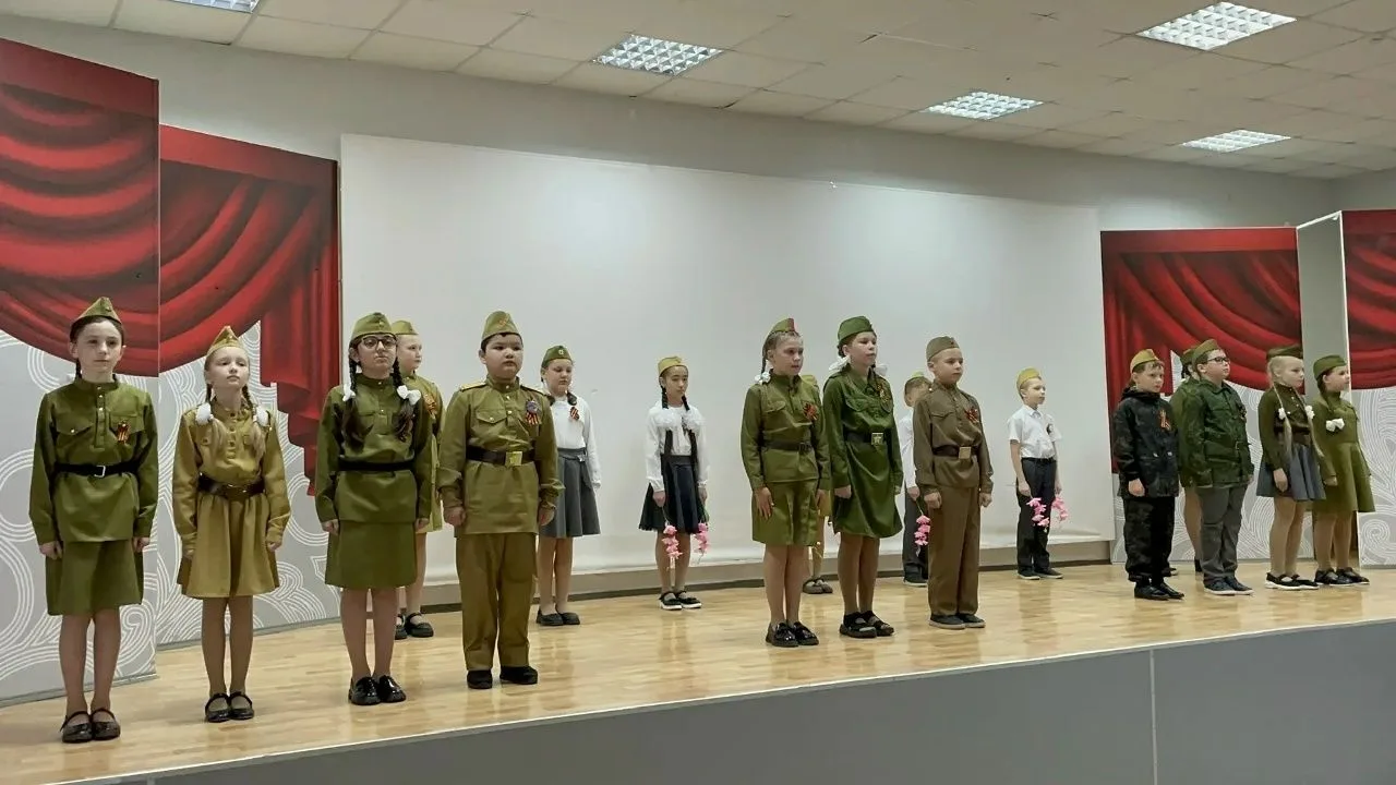 🎶 Смотр хоров  ⚡ В преддверии великого праздника, Дня Победы, в нашей школе состоялся традиционный с