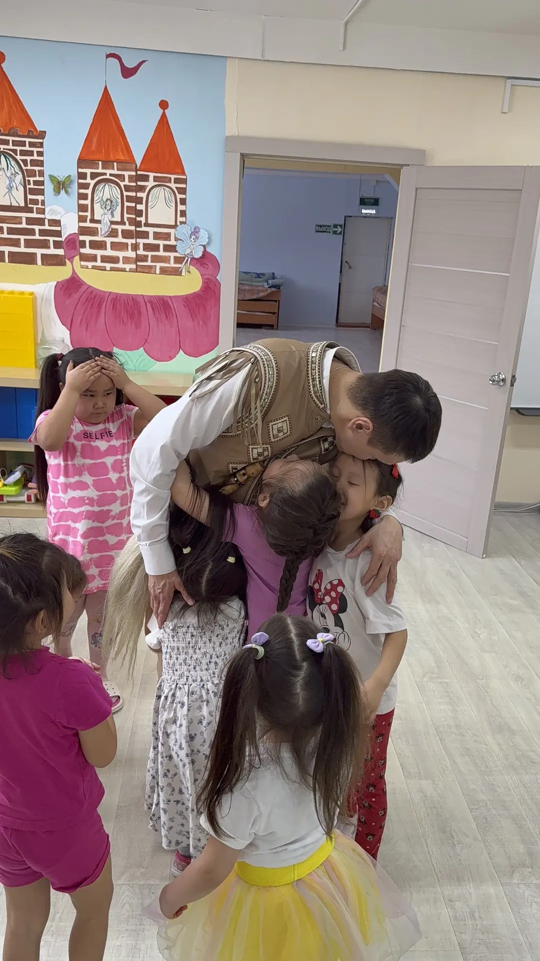 Видео