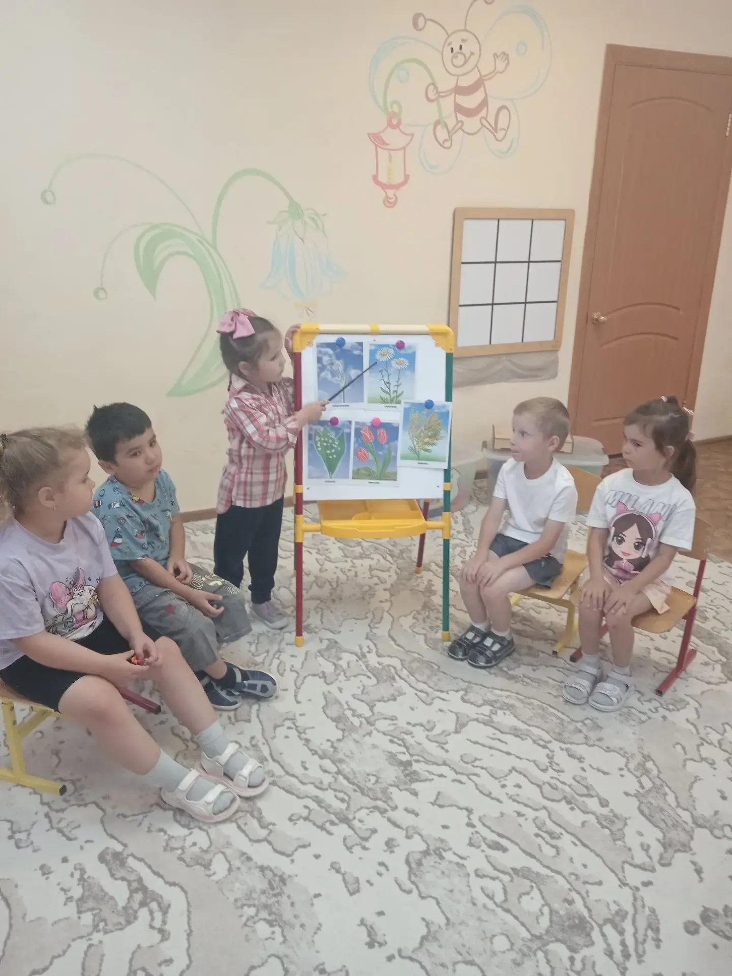 В группах «Светлячок» и «Пчёлка» сегодня расцвела настоящая поляна! 🌼🌷🌱
