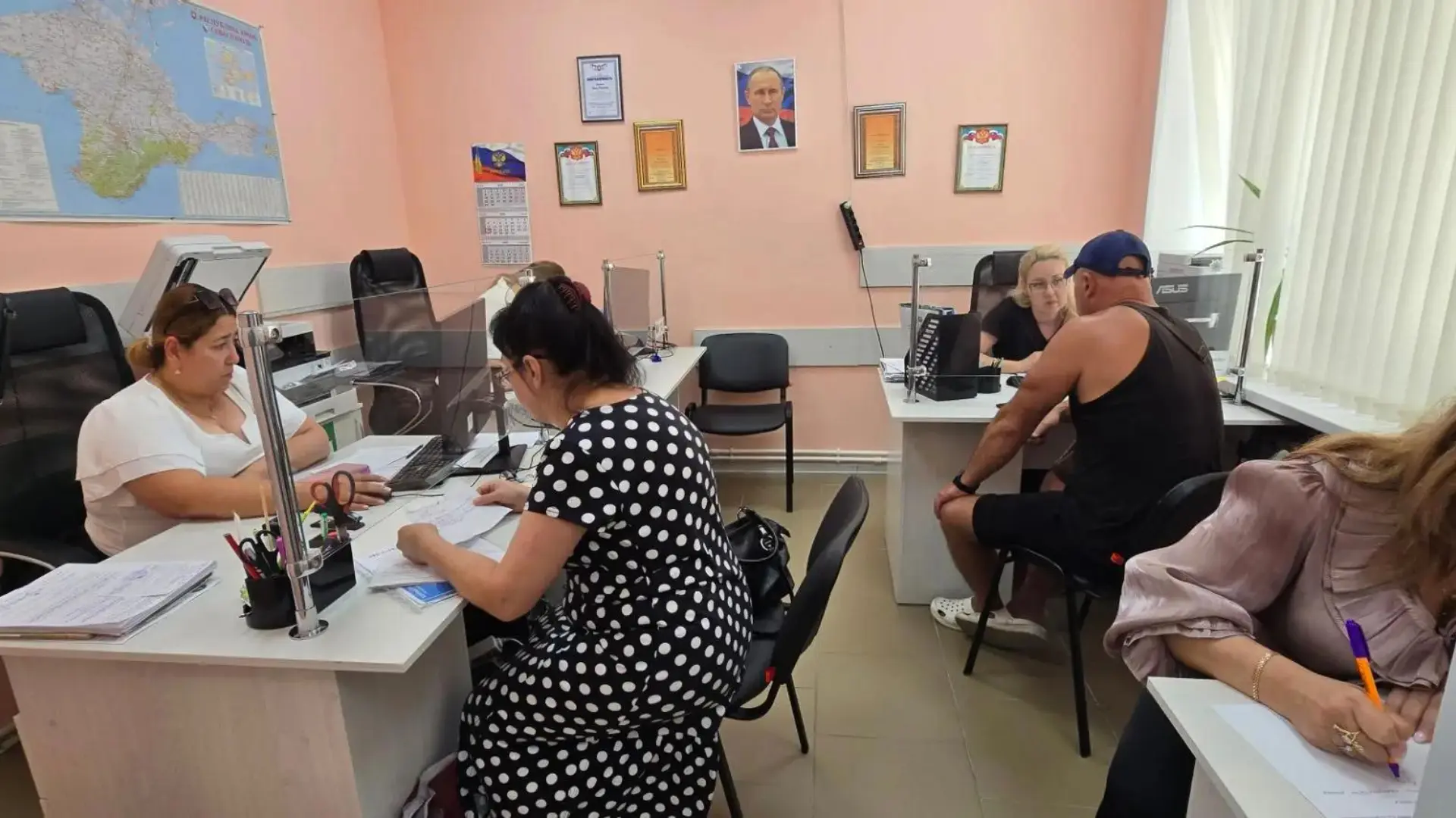В рамках проведения в Республике Крым с 06.07.2026 по 12.07.2026 Недели правовой помощи специалисты 
