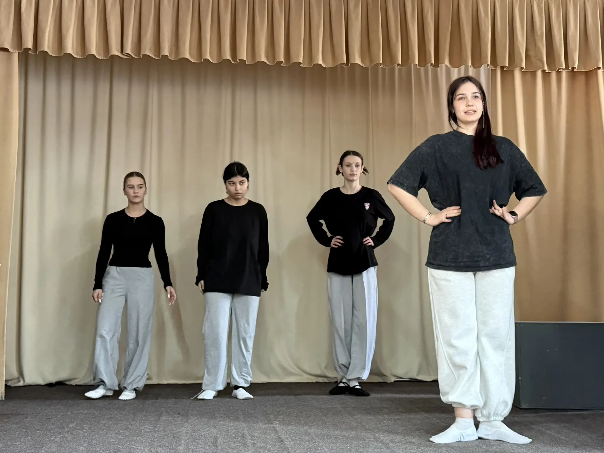 🎭Театральный коллектив "Реплика" ПримИЖТ отправился в свои первые гастроли! Наши студенты успевают н