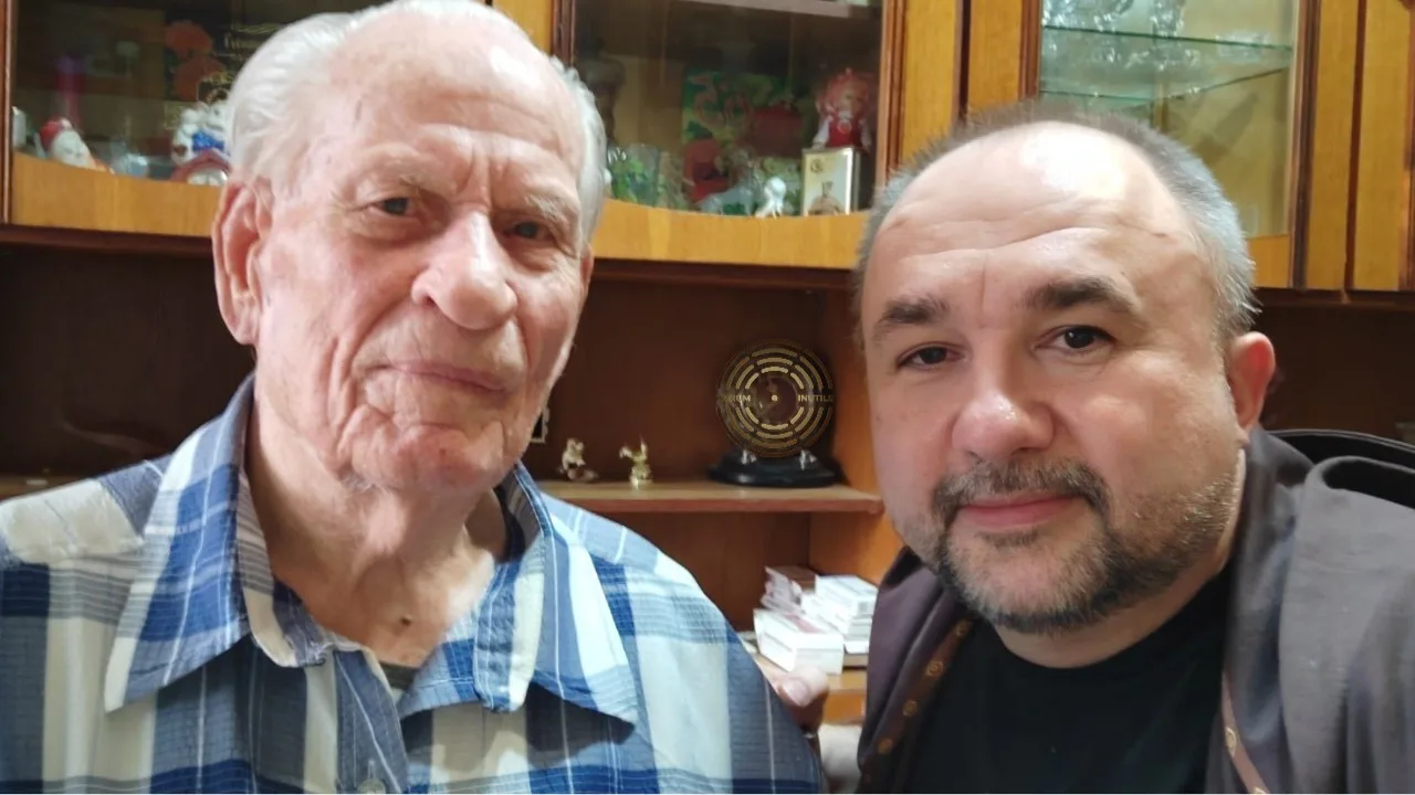 Помните, я рассказывал вам о том, что прошлой осенью побывал в гостях у ветерана труда ...
