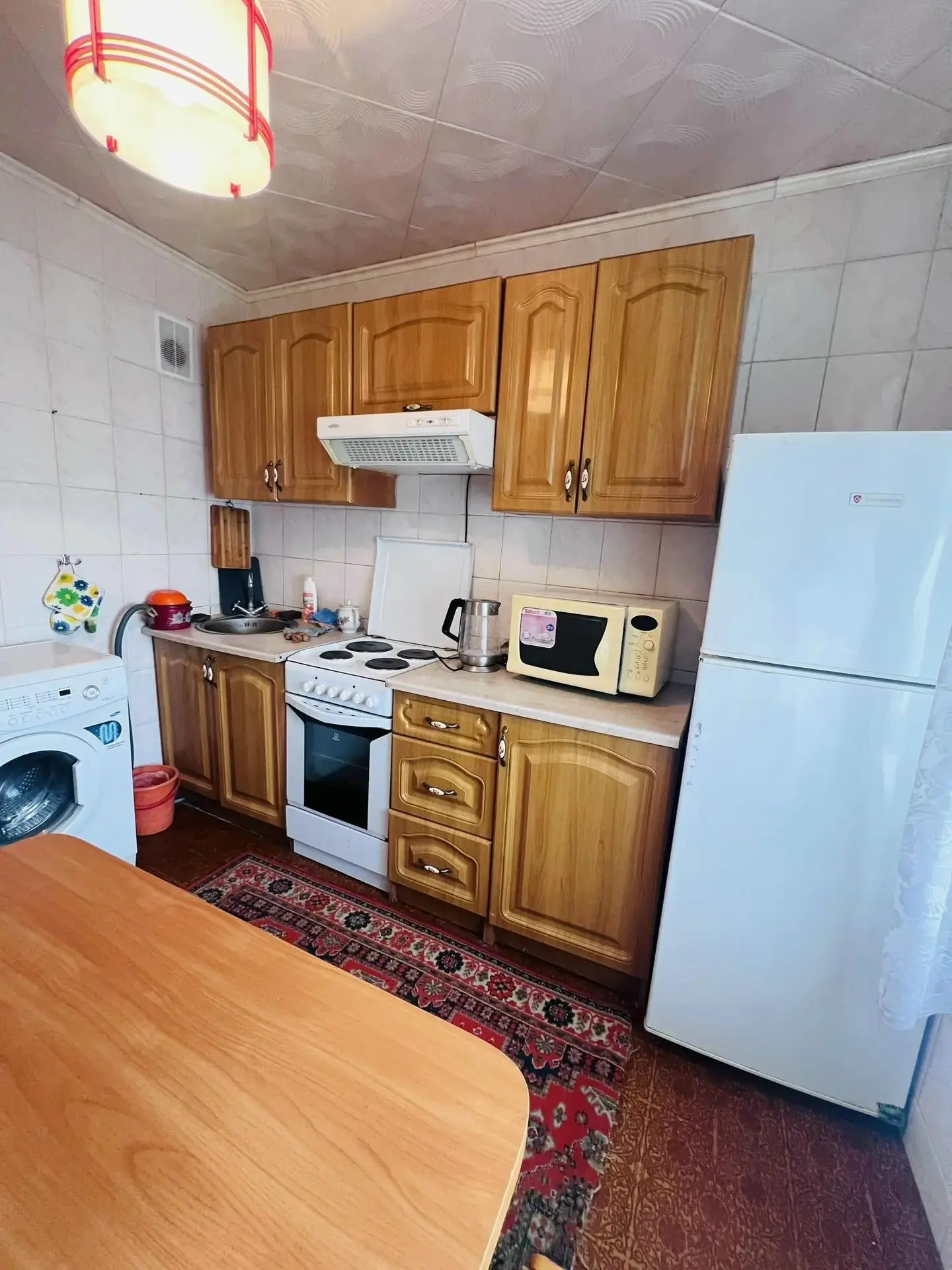 Продам 2-х комнатную квартиру на кв. Героев Сталинграда, г. Луганск,