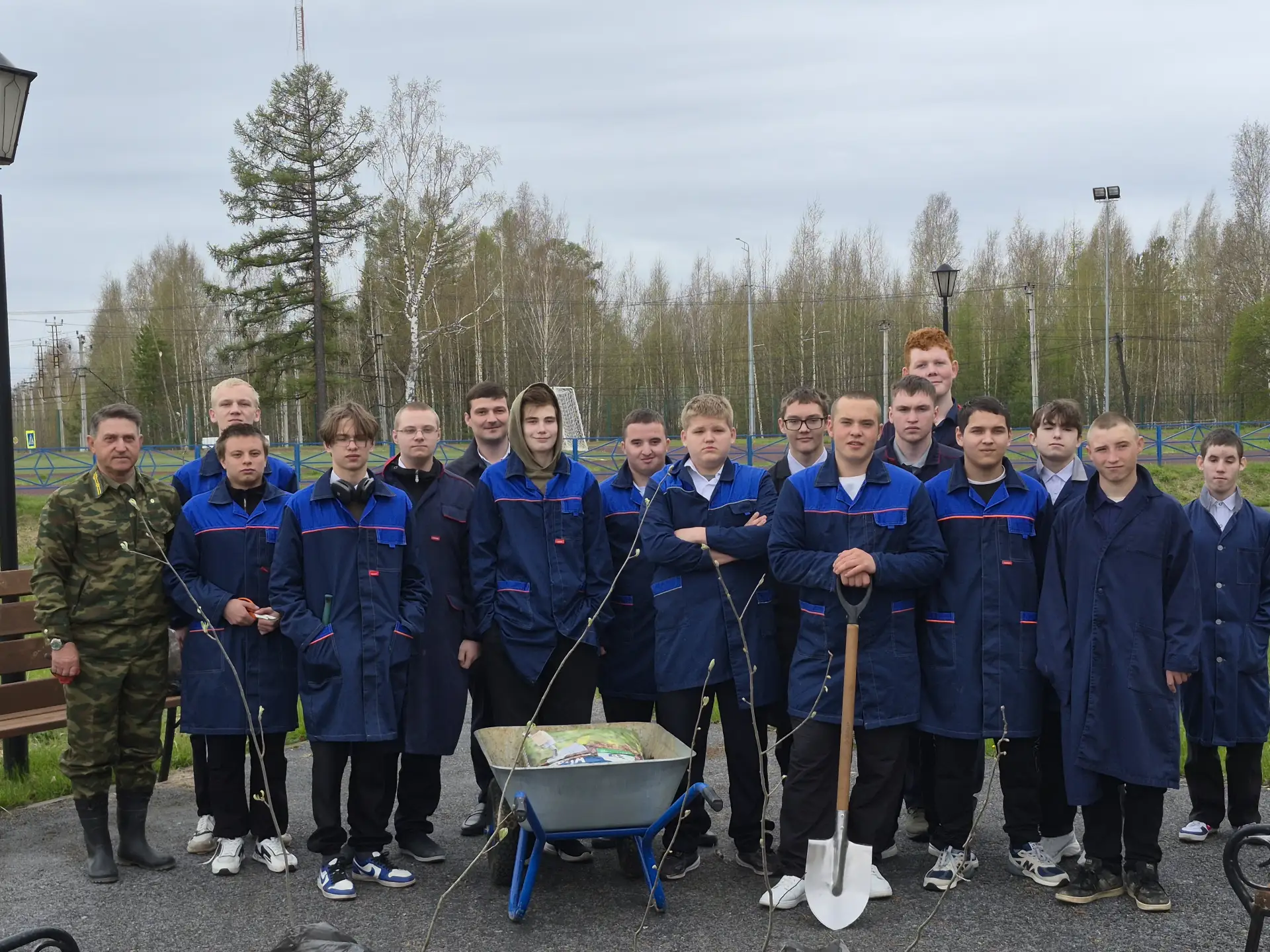 🌲💚 Сажаем деревья — сохраняем планету вместе!