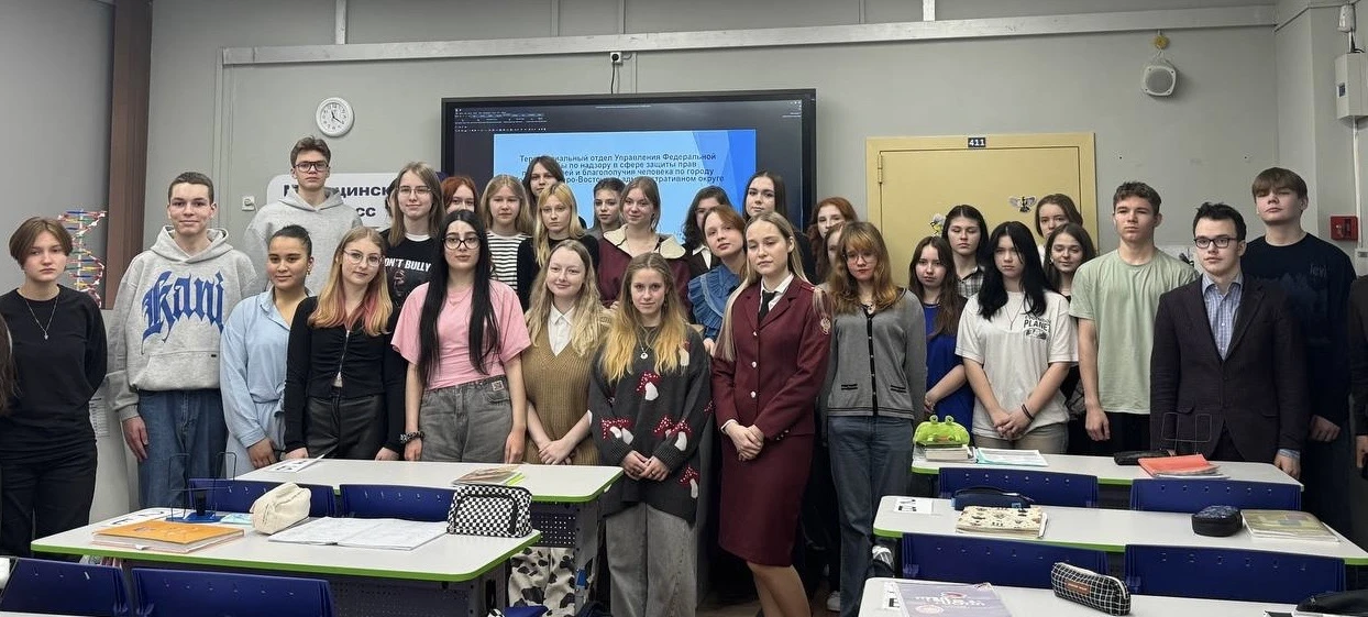 🧑🏻‍⚕️🚑Профориентация в действии!  На днях для наших будущих медиков состоялась интересная  важная вс