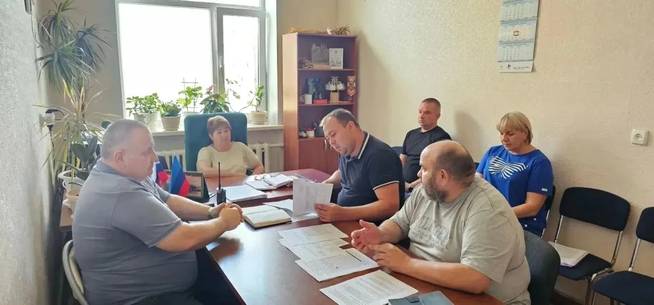 В Администрации Троицкого муниципального округа прошло совещание, на котором обсудили в...
