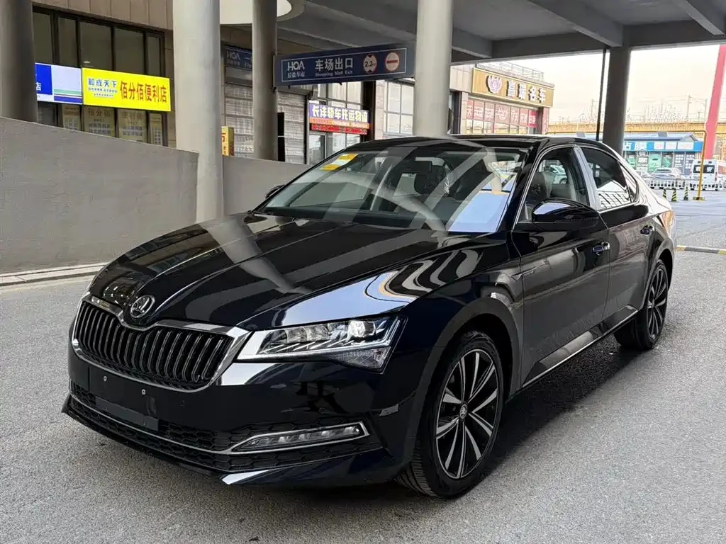 SKODA SUPERB TSI280