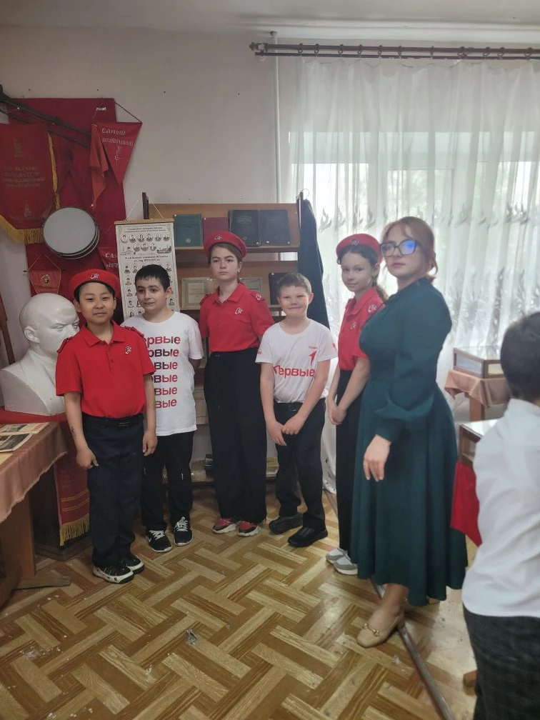 🎉 18 мая — День школьных музеев! 🎉