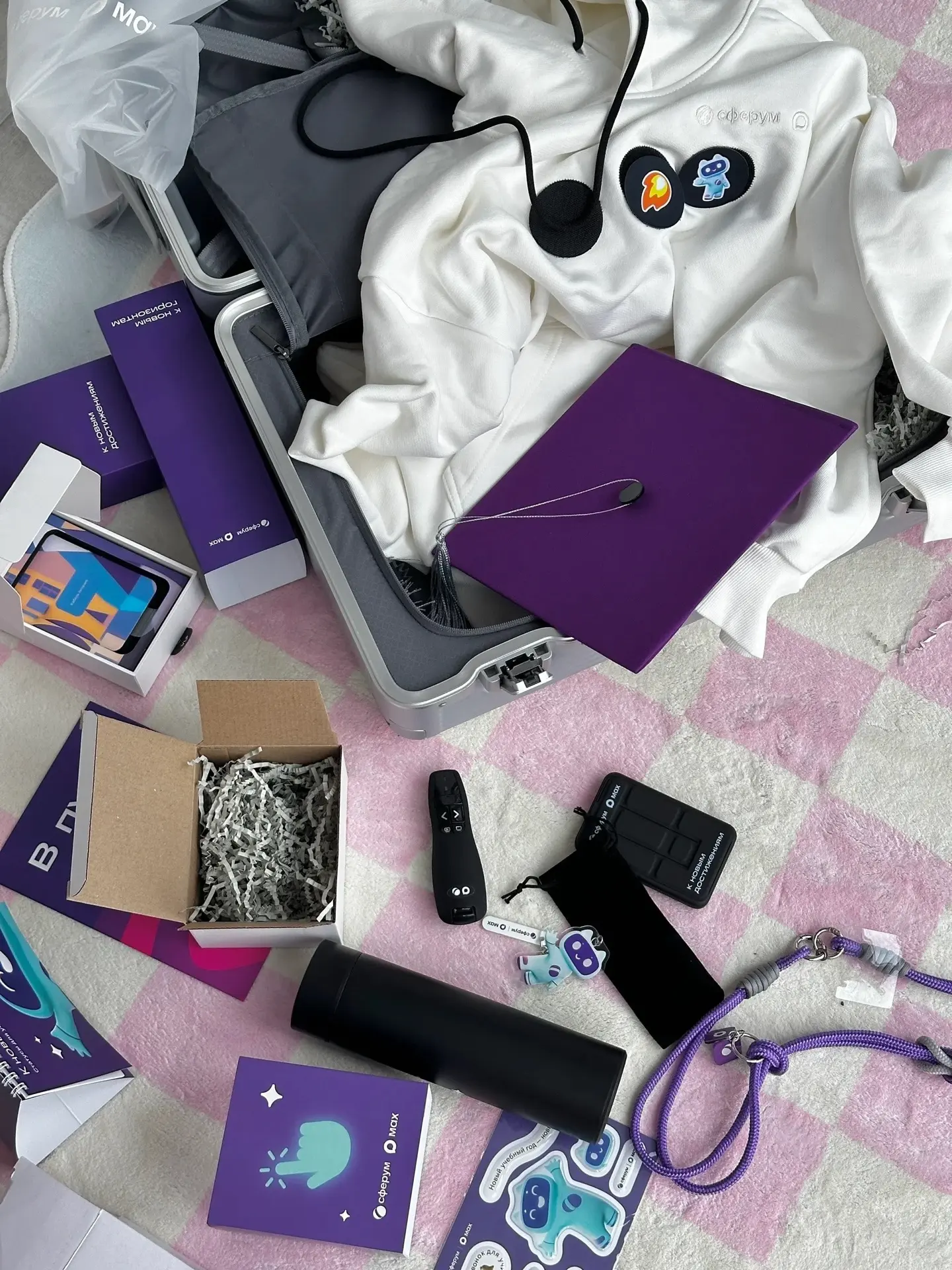 Неочевидный плюс ведения блога — неожиданные сюрпризы и рассылки 🩷🤪

Самый необычный подарок я пол
