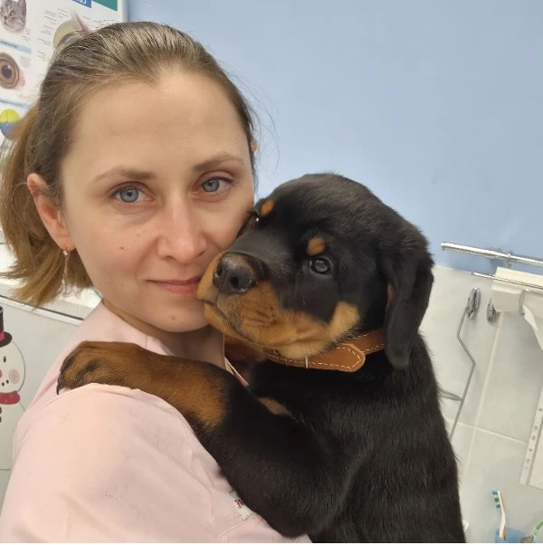 🥳 Сегодня День рождения у нашего замечательного доктора - Юлии Владимировны Хоревой!