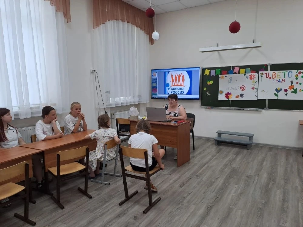Девятый день в лагере «Лотос»: ждём новых открытий и ярких эмоций! ☀️

Строго следуем плану — и кажд