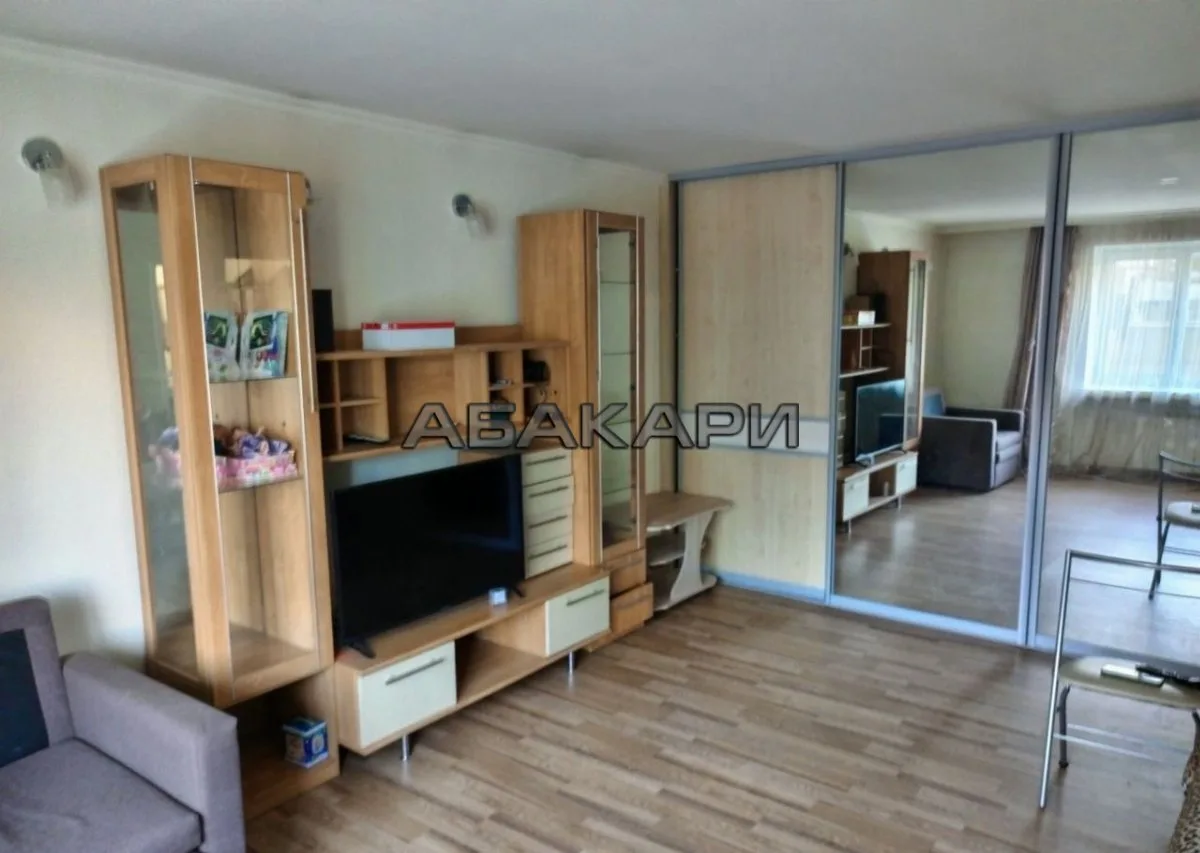 🏠 улица Декабристов, 38