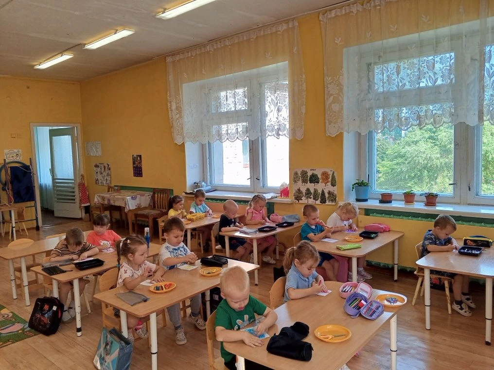 Неделя «Дружные ребята» в средней группе «Колокольчик»