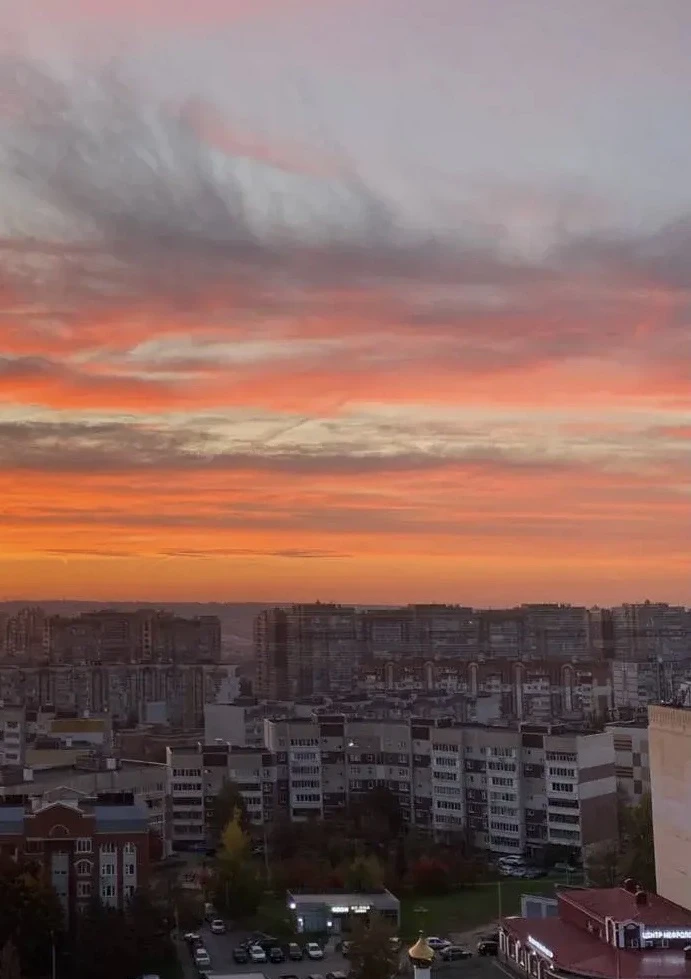Нежный рассвет в Казани ☀️