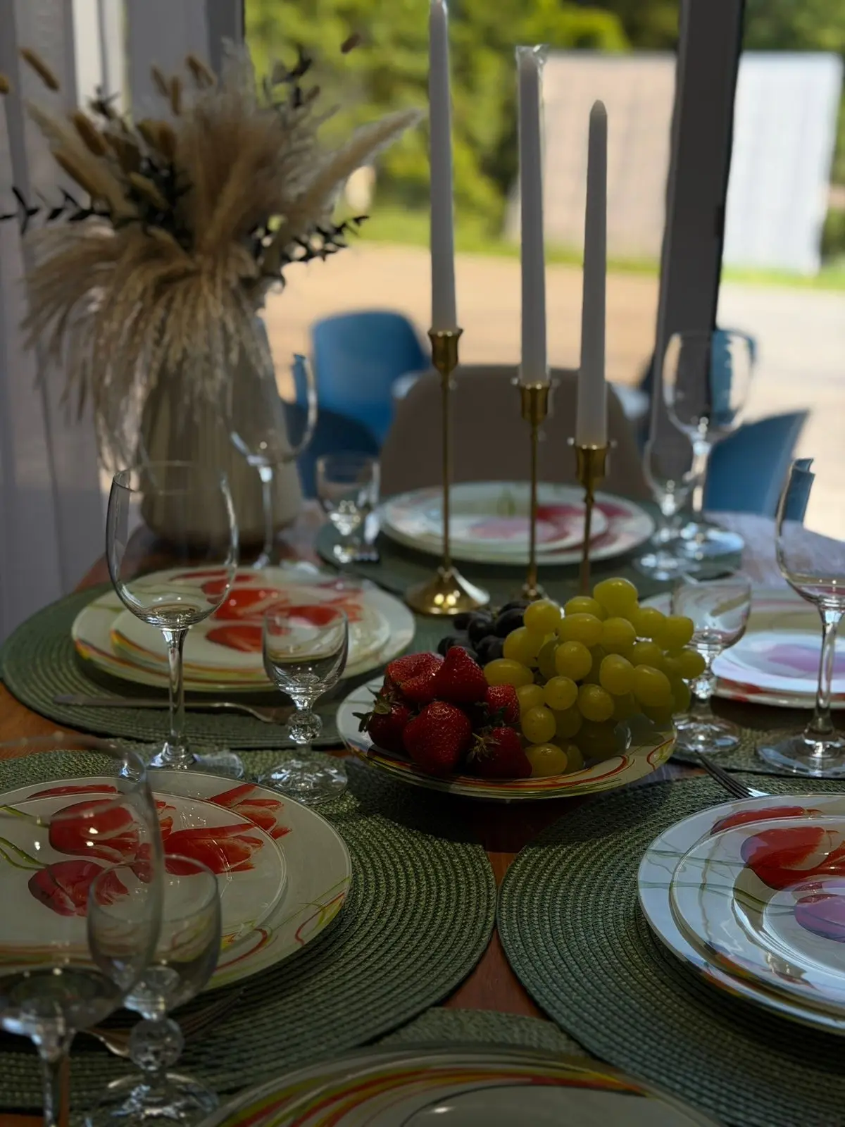 #СОЧИ #ВАРДАНЕ

🏡 Посуточно! Первый этаж дома с бассейном и видом на море.

Сдаётся посуточно первы