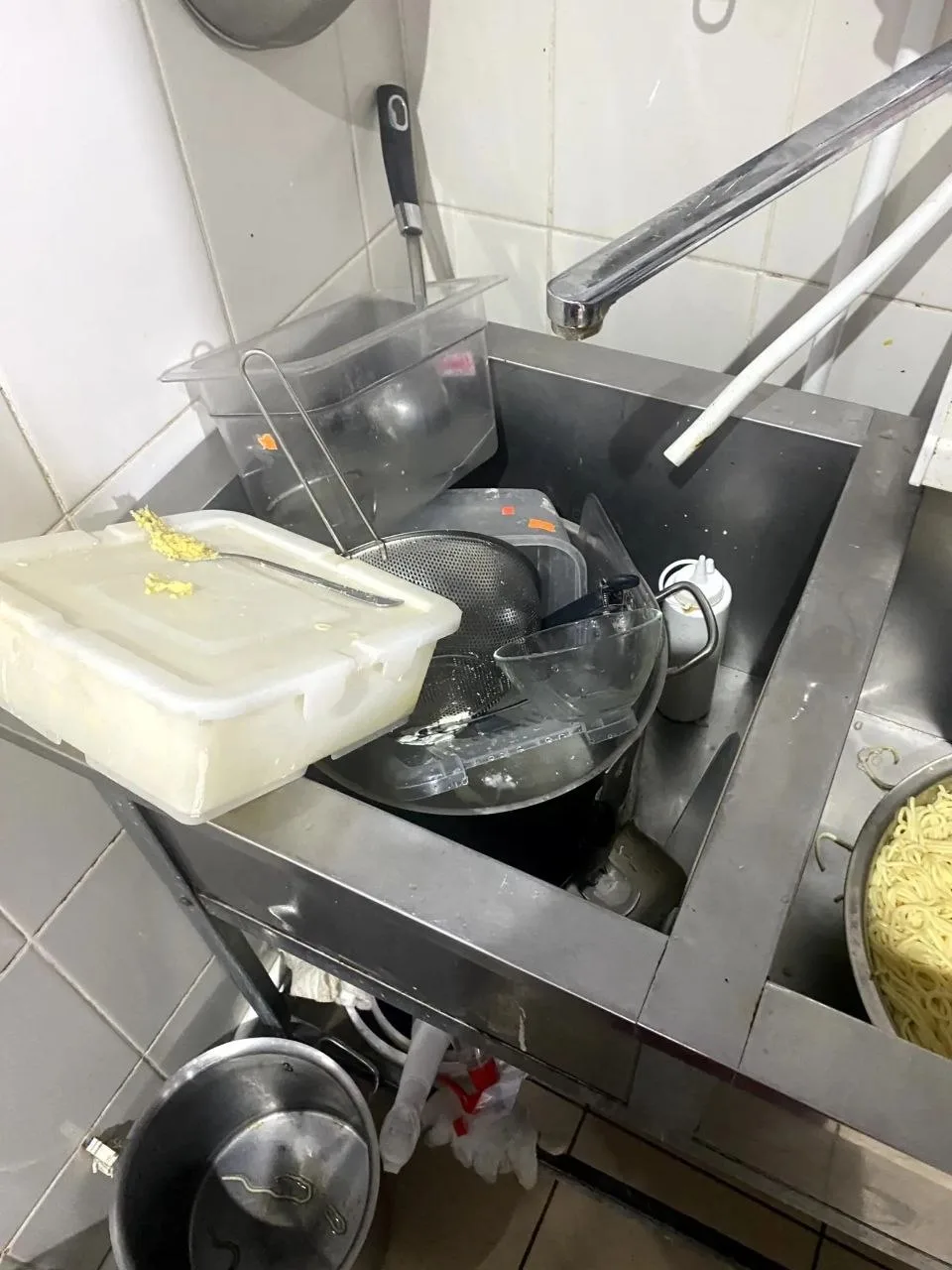 ❗️ В Сыктывкаре вспышка сальмонеллёза после «Милано»