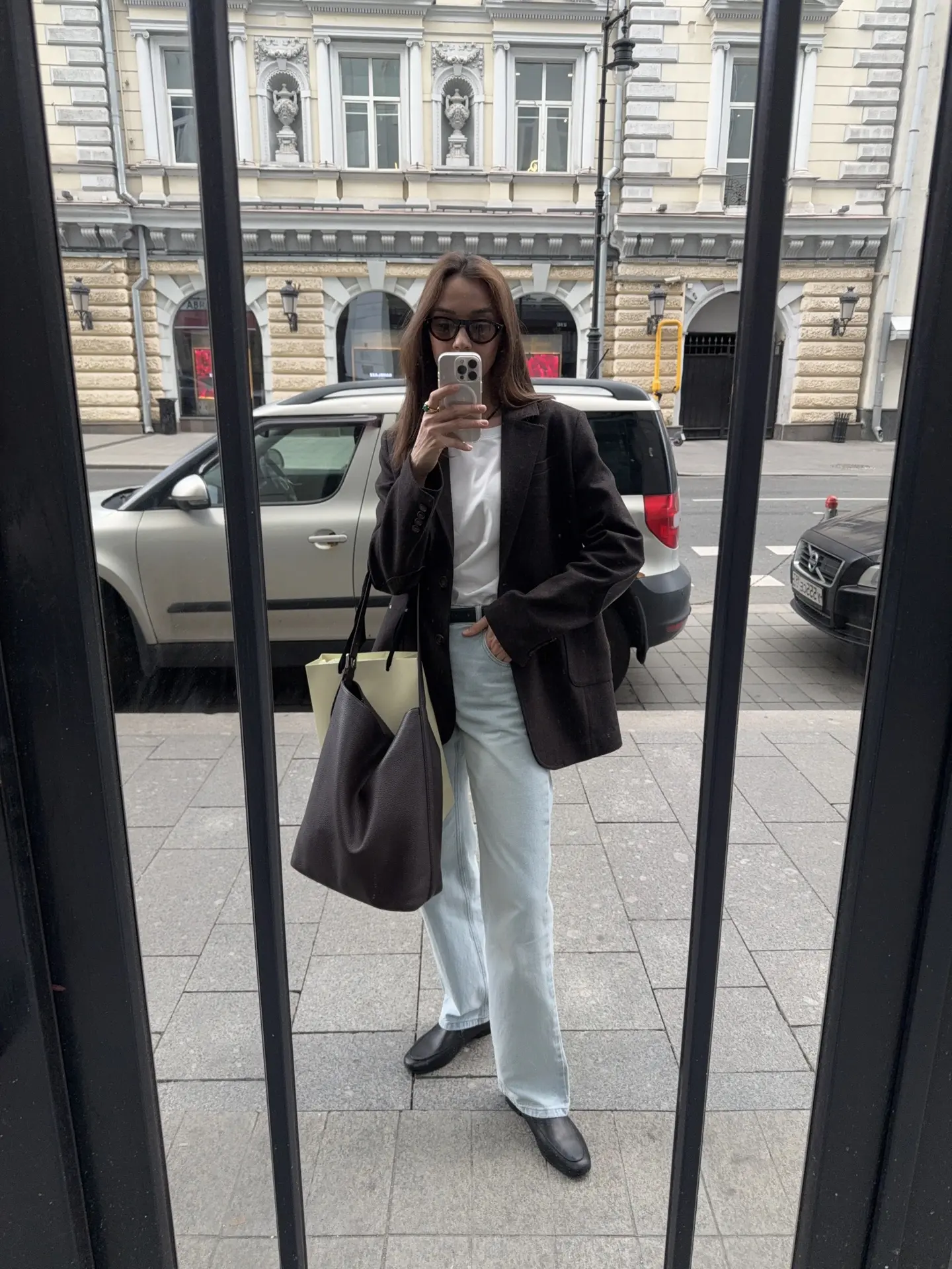 Прилетела на недельку в Москву, в планах ударно поработать с клиентками, и насладиться ...