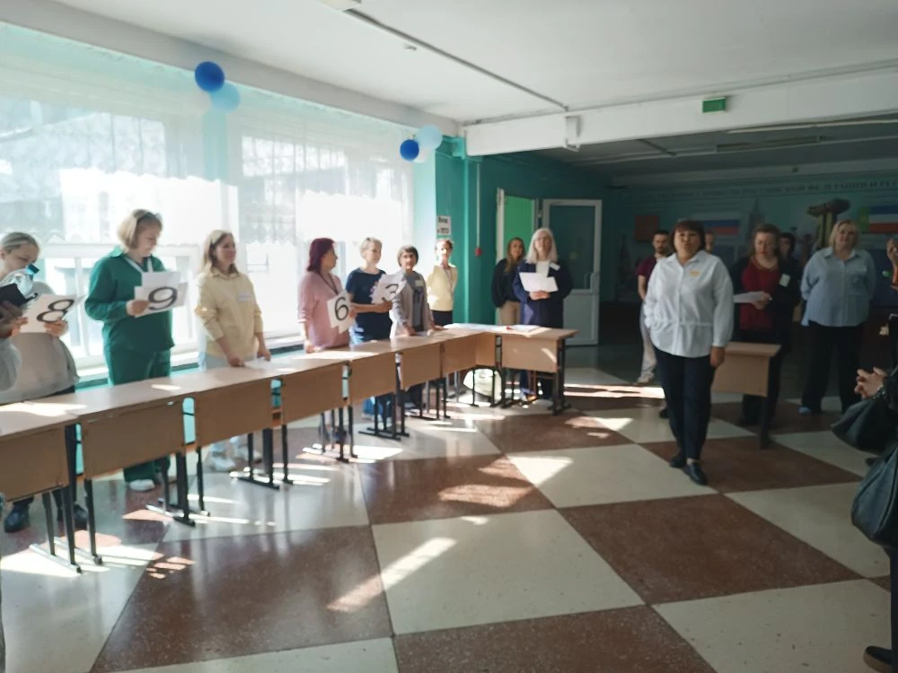 Календарь говорит, что лето началось 1 июня. Но для наших выпускников оно начнется сего...