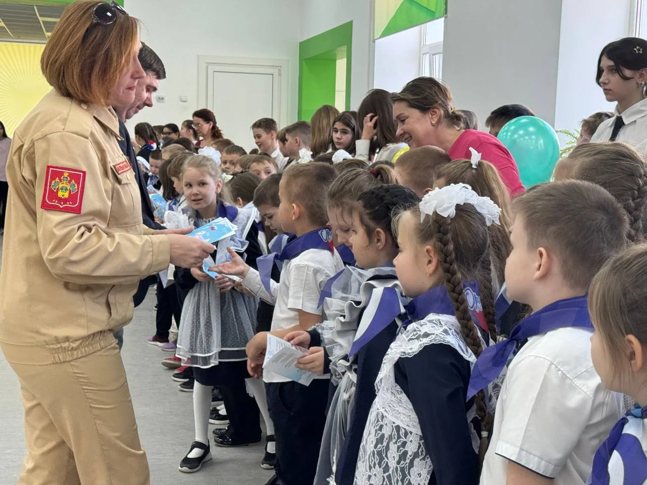 В нашей школе состоялось знаковое событие, объединившее сразу три важные церемонии: посвящение в «Ор