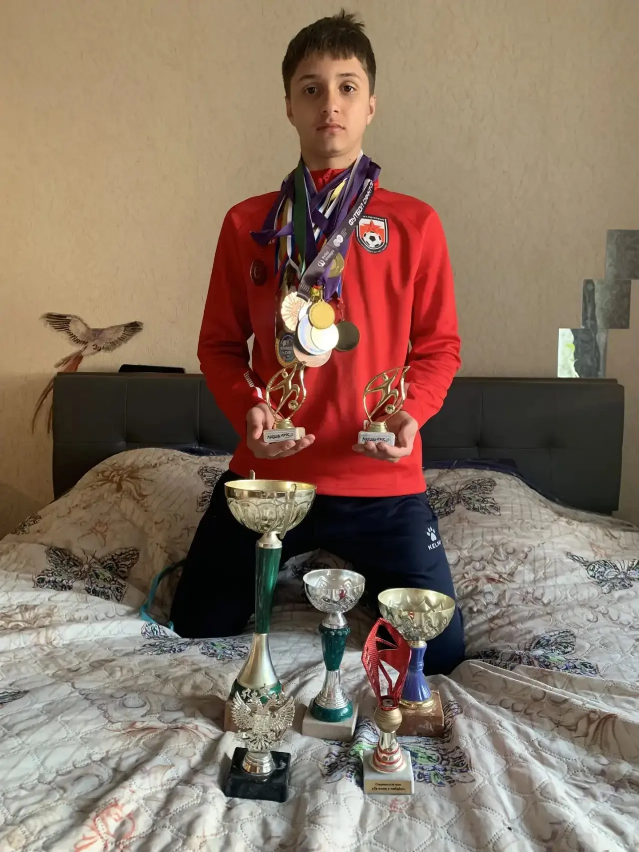 ⚽️Минов Мирослав!  Футбол, воспитанник СШ N2 ВО «Звезда».  Участник Первенства СПб, Ред Стар, Лиговс