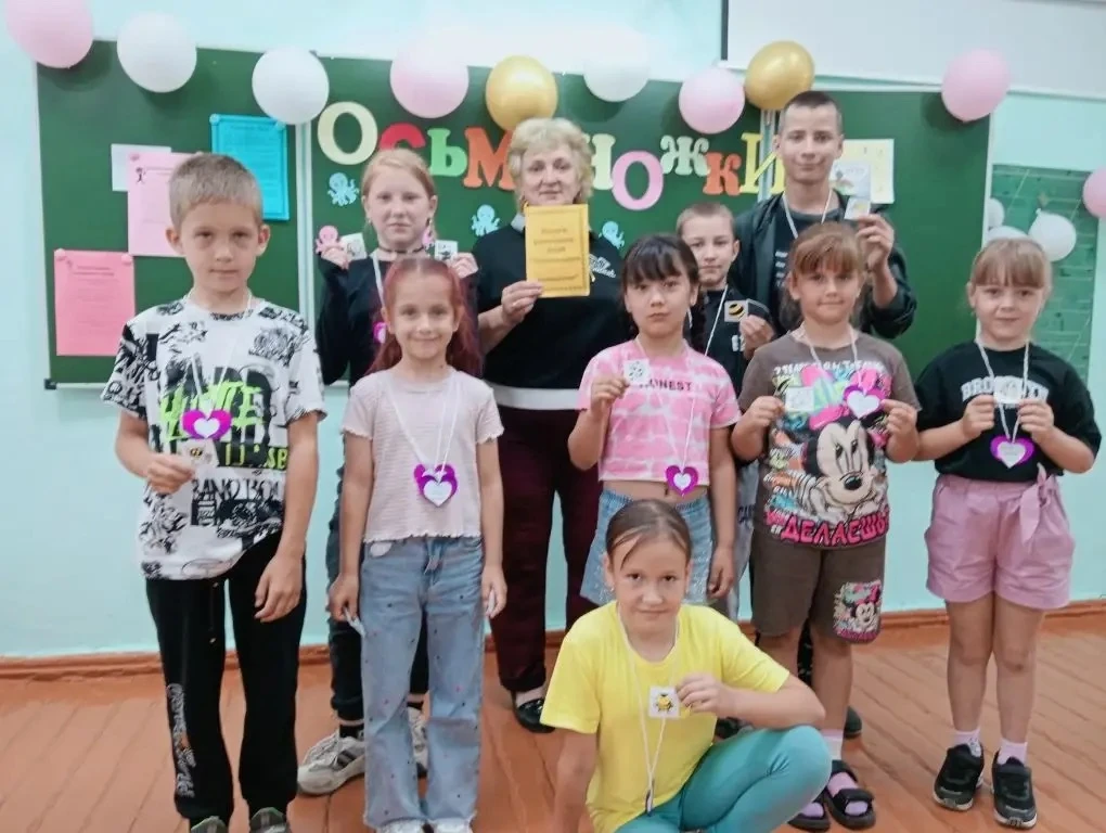 Наш лагерь попал в Книгу рекордов! 📚🌟

Что будет, если объединить самых активных, быстрых, творчес