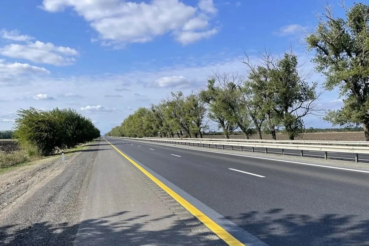 🚗 19 километров трассы «Кавказ» досрочно отремонтировали на Кубани.