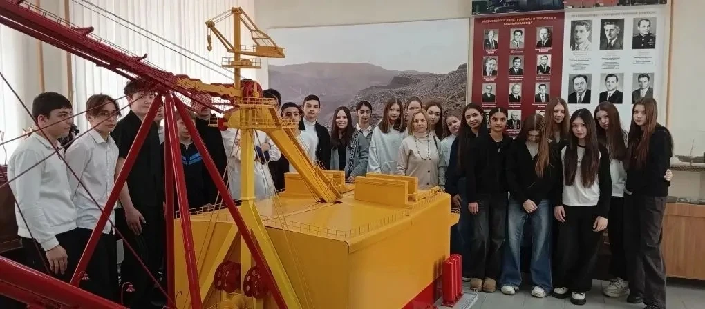⚒️ЭКСКУРСИЯ В ПРОШЛОЕ🛠️  11 марта ученики 7в класса вместе с классным руководителем Шумаевой Ольгой 