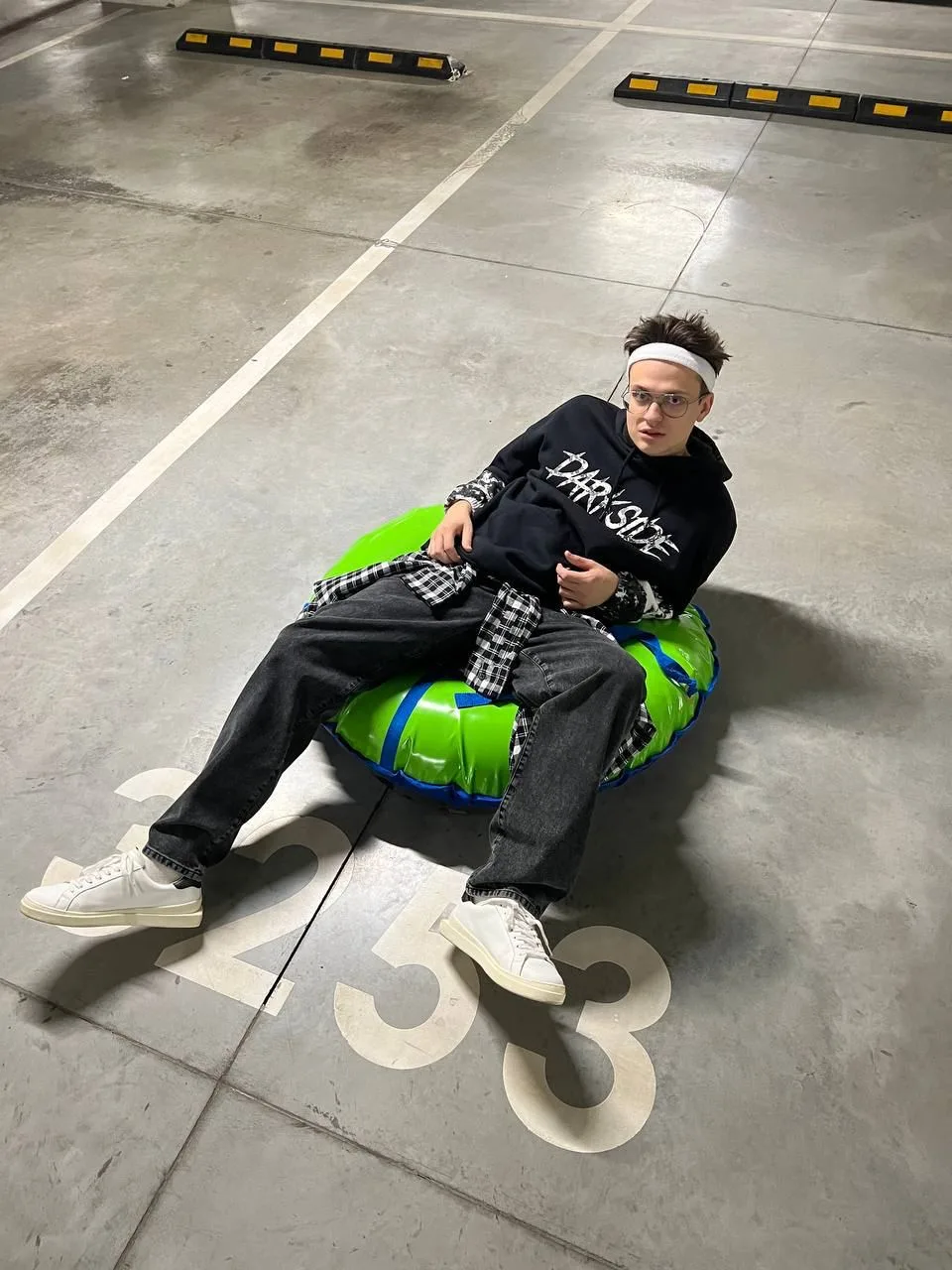 😎