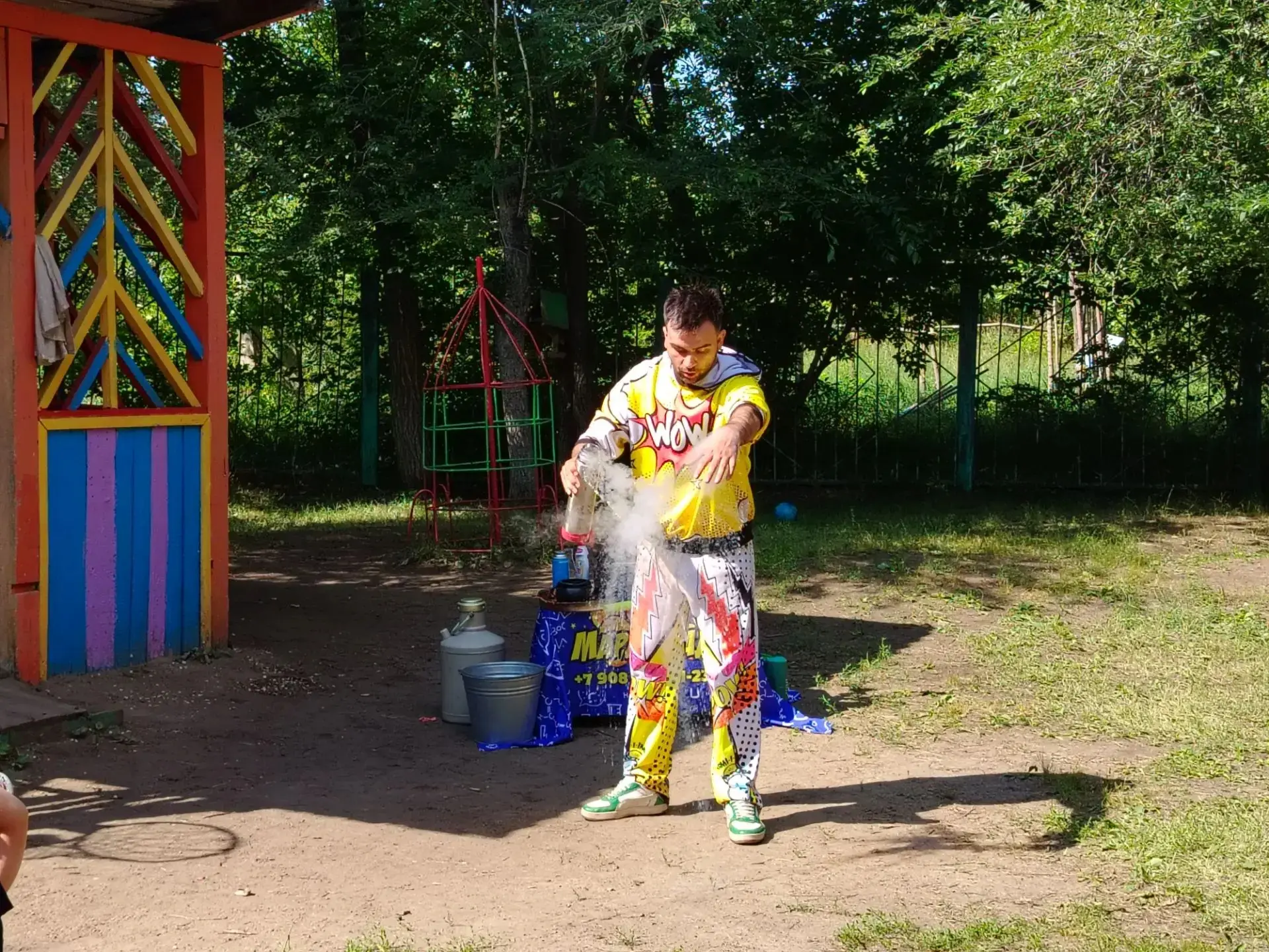 Ребята нашего детского сада 🏡 посетили завораживающее "Крио шоу" 💭❄️🧪
Более 10 различных химическ