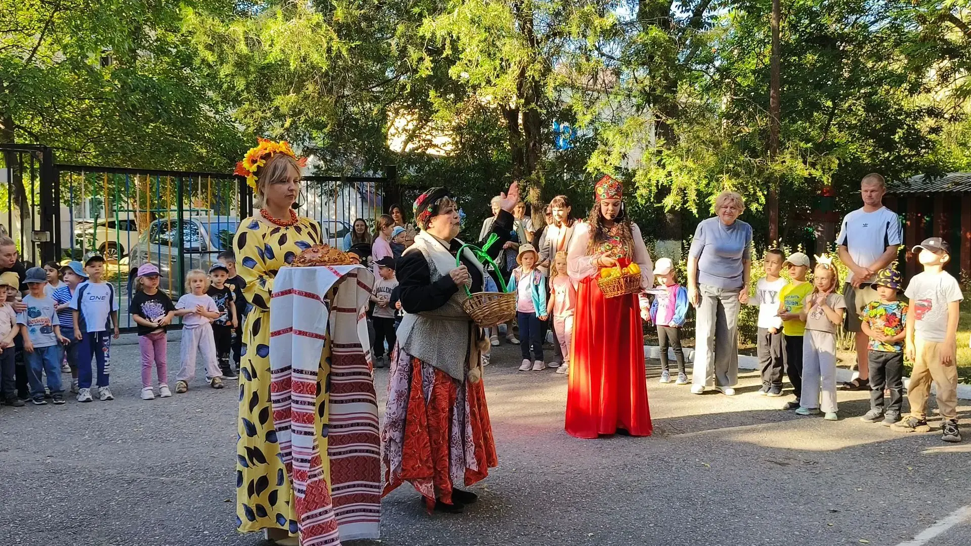 ✨ Пир на весь мир в «Алёнушке»! ✨