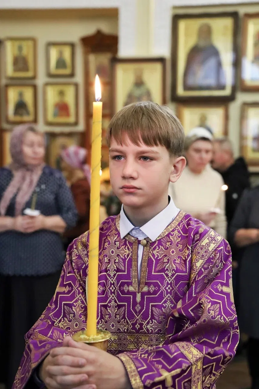 Архиерейское Богослужение в день отдания праздника Воздвижения Животворящего Креста Гос...