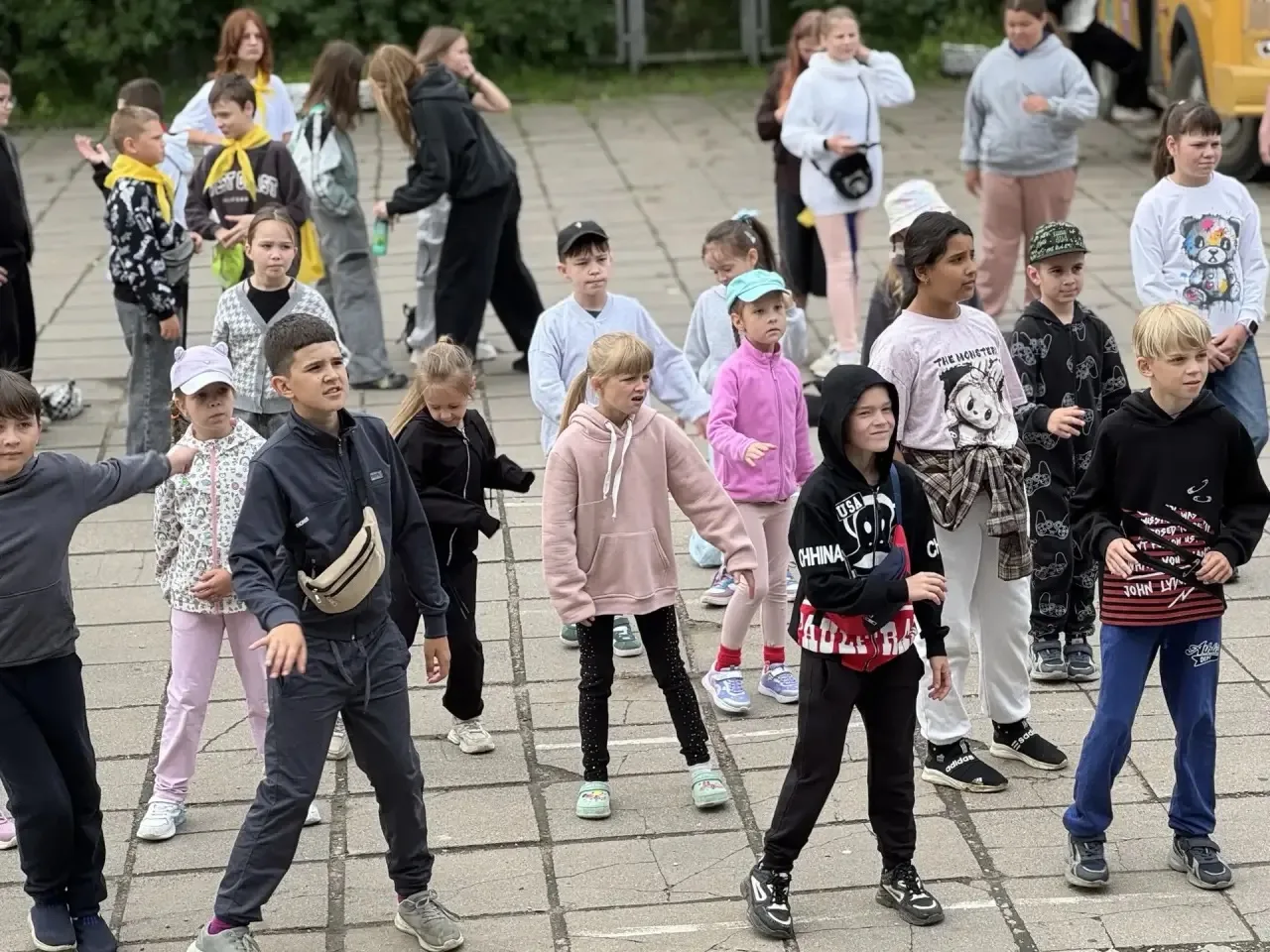 В «Солнышке» сегодня круто даже без солнца! 🙌

Начали день с мощной зарядки, потом узнали кучу инте