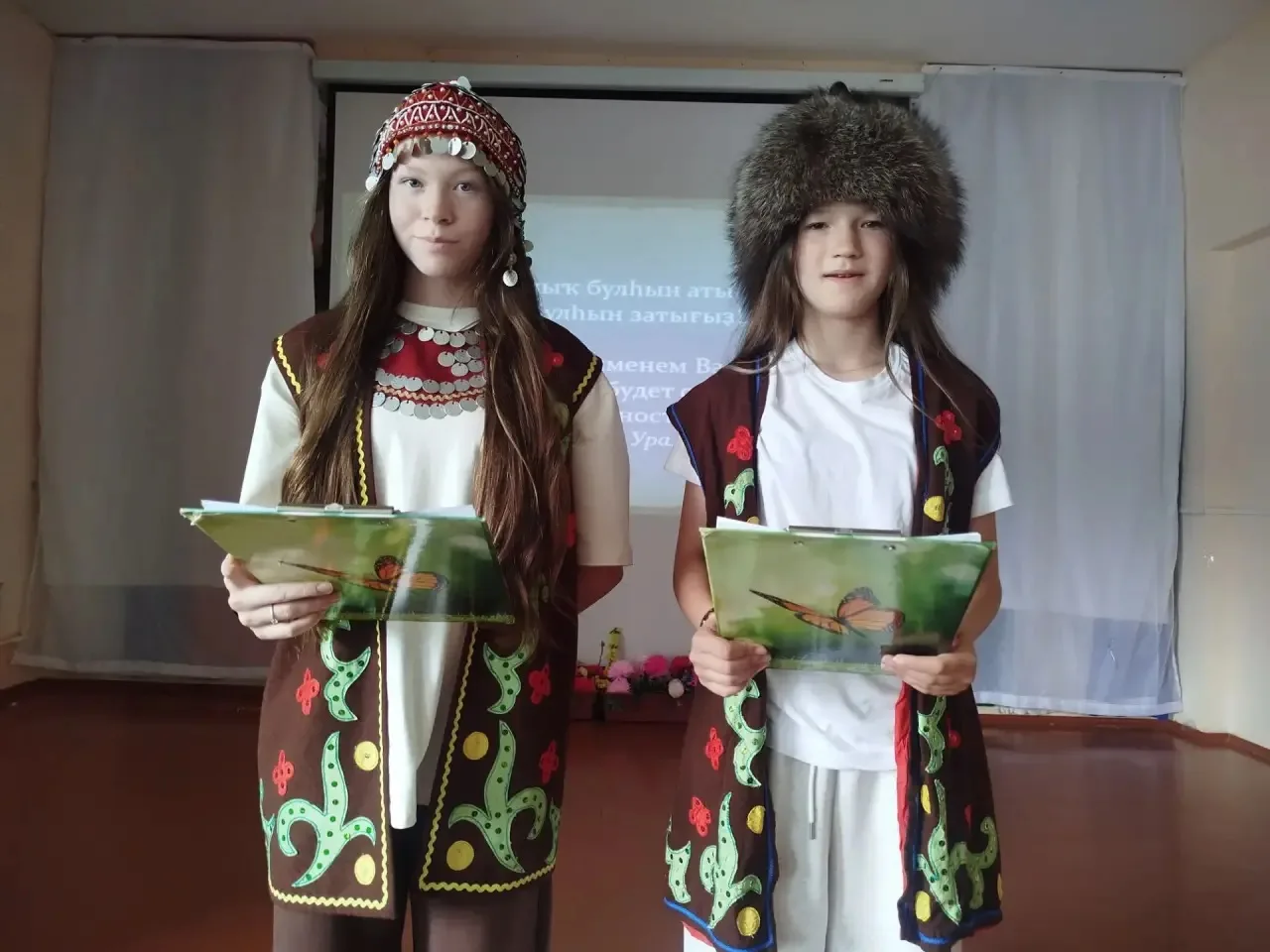 🌟🎉 В нашем лагере прошло торжественное открытие декады, посвященной эпосу «Урал-Батыр»! 🎉🌟

Ребя