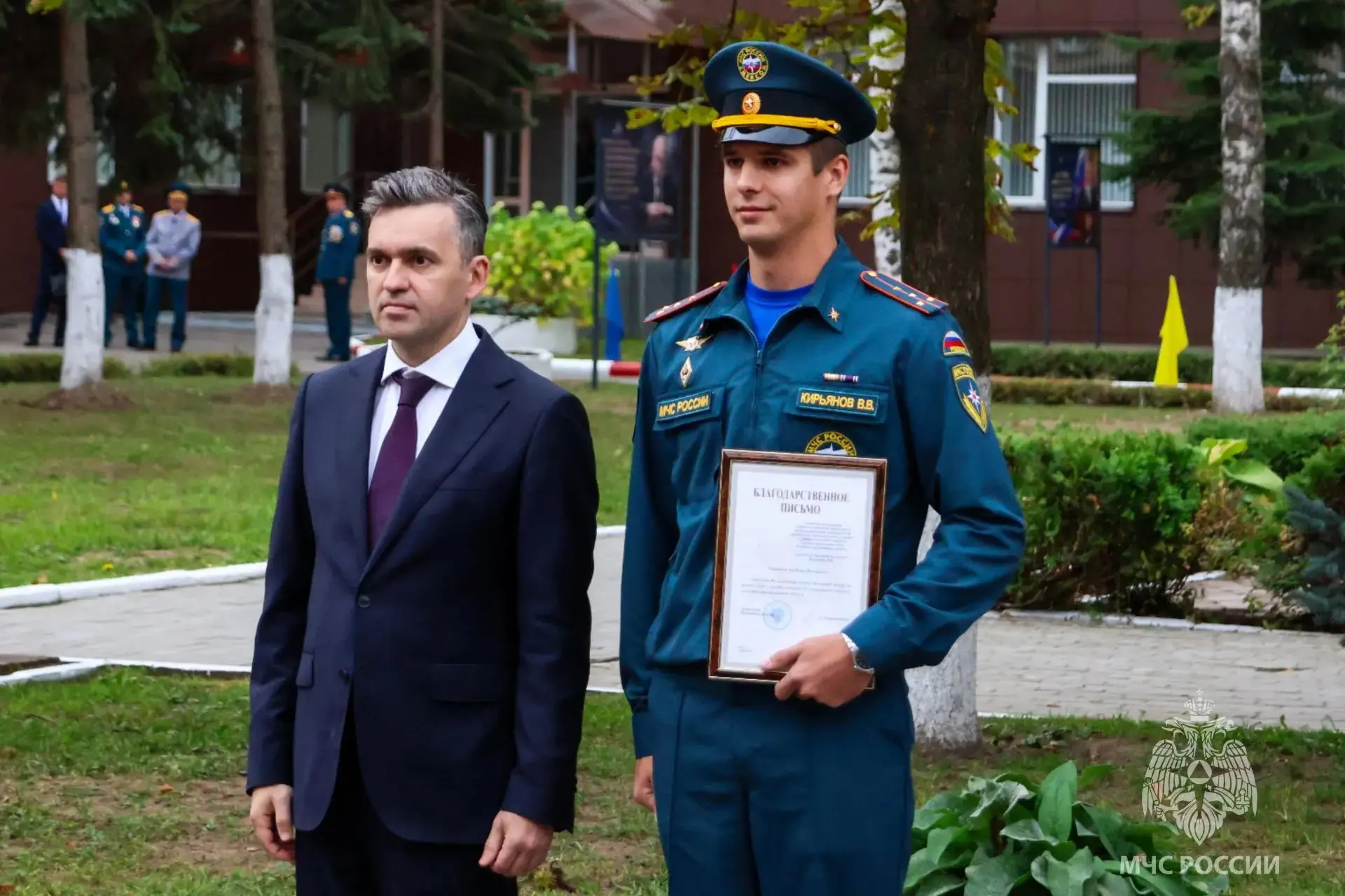 Глава МЧС Александр Куренков в ходе рабочей поездки в Иваново вручил ведомственные нагр...