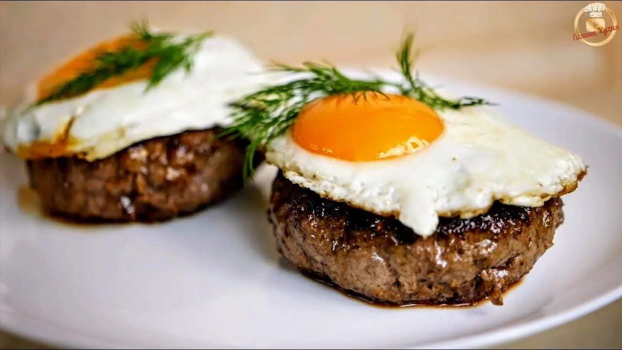 🥩🍳 КАК ПРАВИЛЬНО ПРИГОТОВИТЬ НАСТОЯЩИЙ СОЧНЫЙ БИФШТЕКС С ЯЙЦОМ 🍳🥩😍 Настоящий домашний бифштекс 